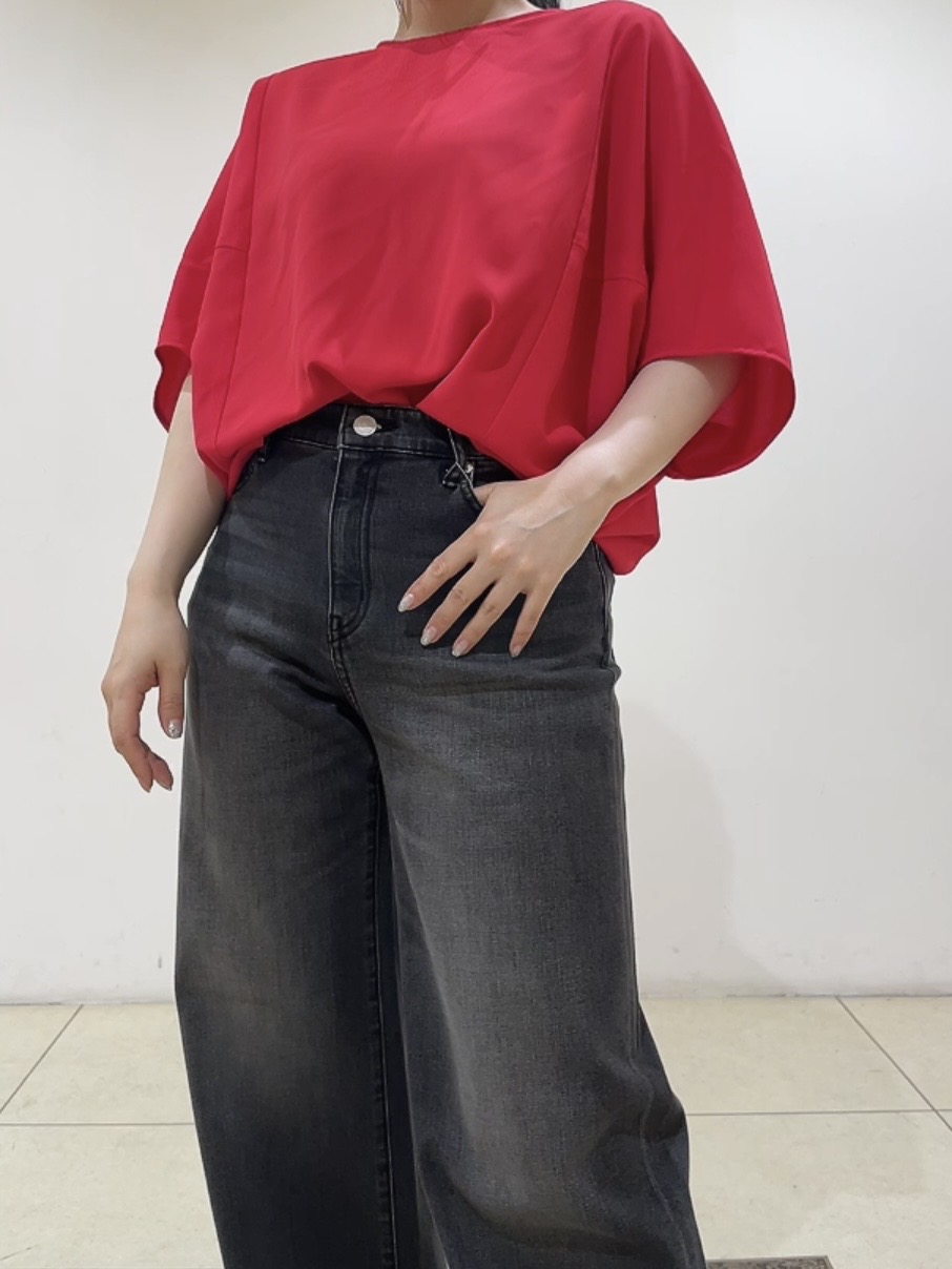 watanabeさんの「UNTITLED｜【UVケア／接触冷感】ジョーゼットドルマンブラウス」を使ったコーディネート