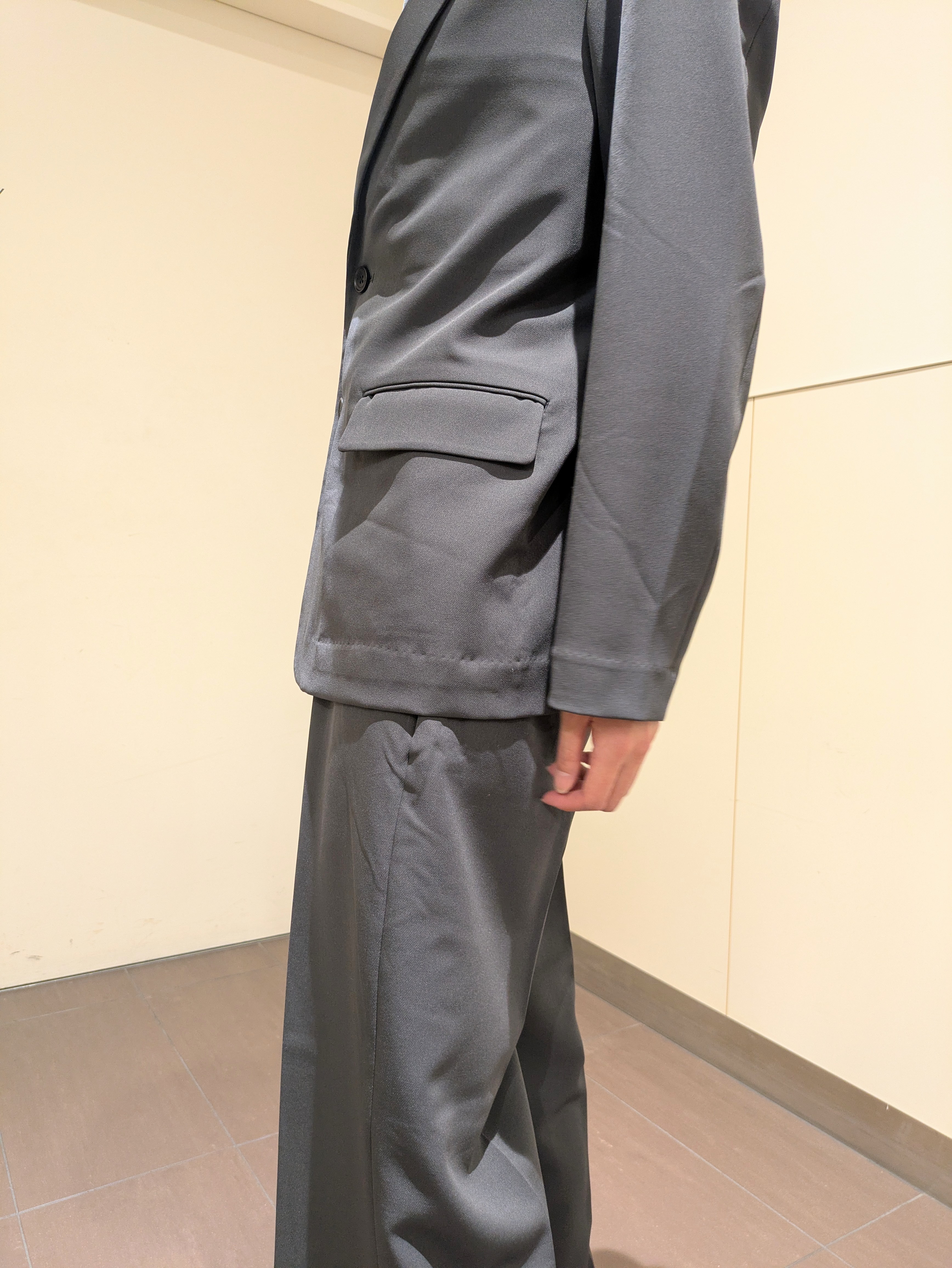 Chiichanさんの「tk.TAKEO KIKUCHI｜【防シワ／ストレッチ/セット対応可】smart shift series テーラードジャケット」を使ったコーディネート