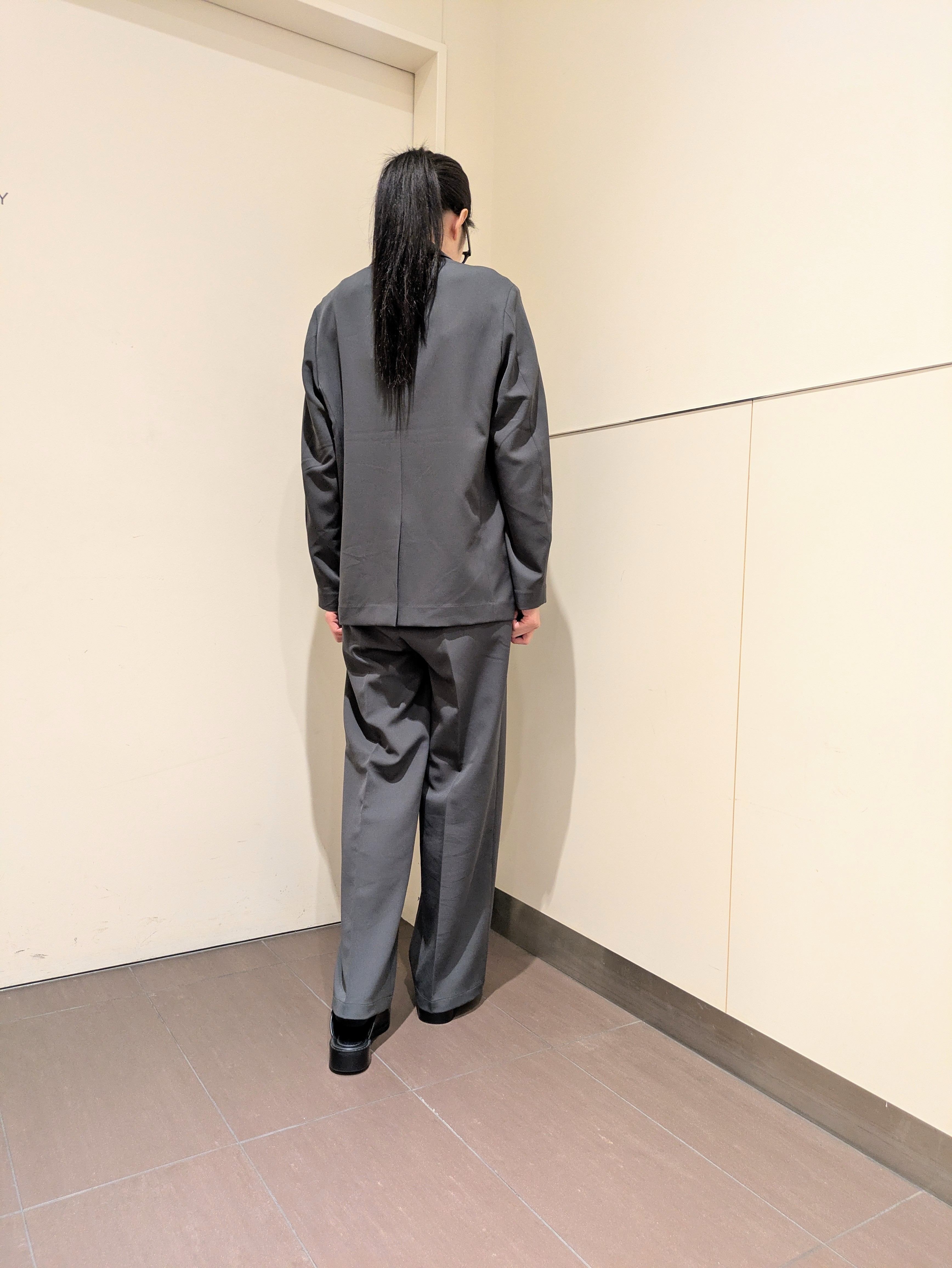 Chiichanさんの「tk.TAKEO KIKUCHI｜【防シワ／ストレッチ/セット対応可】smart shift series テーラードジャケット」を使ったコーディネート