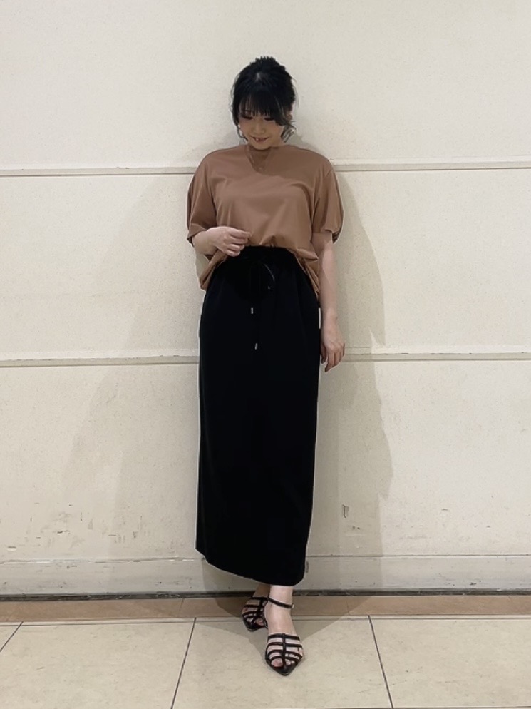 watanabeさんの「UNTITLED｜【汗染み防止/接触冷感】ドルマンプルオーバー」を使ったコーディネート