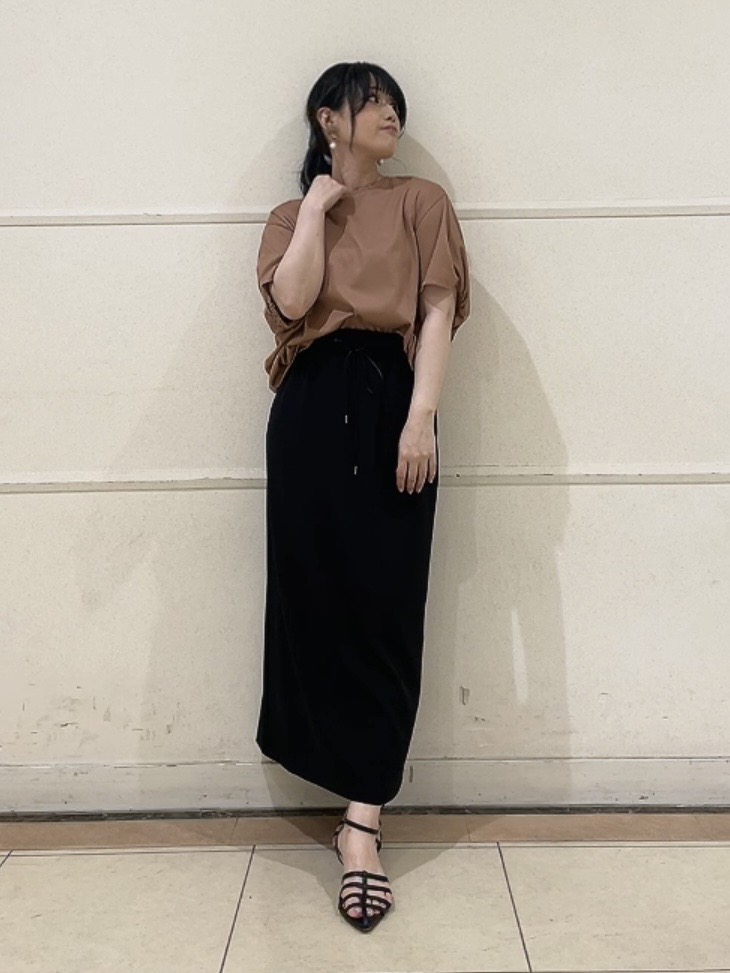 watanabeさんの「UNTITLED｜【汗染み防止/接触冷感】ドルマンプルオーバー」を使ったコーディネート
