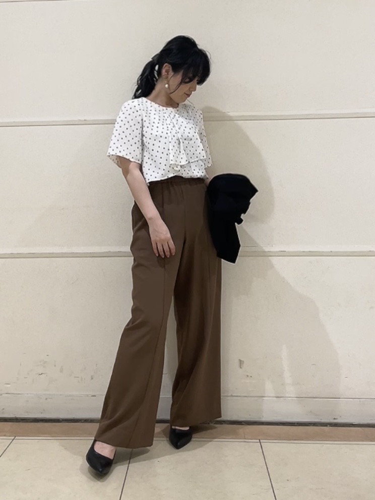 watanabeさんの「UNTITLED｜コットンリネンカーディガン」を使ったコーディネート