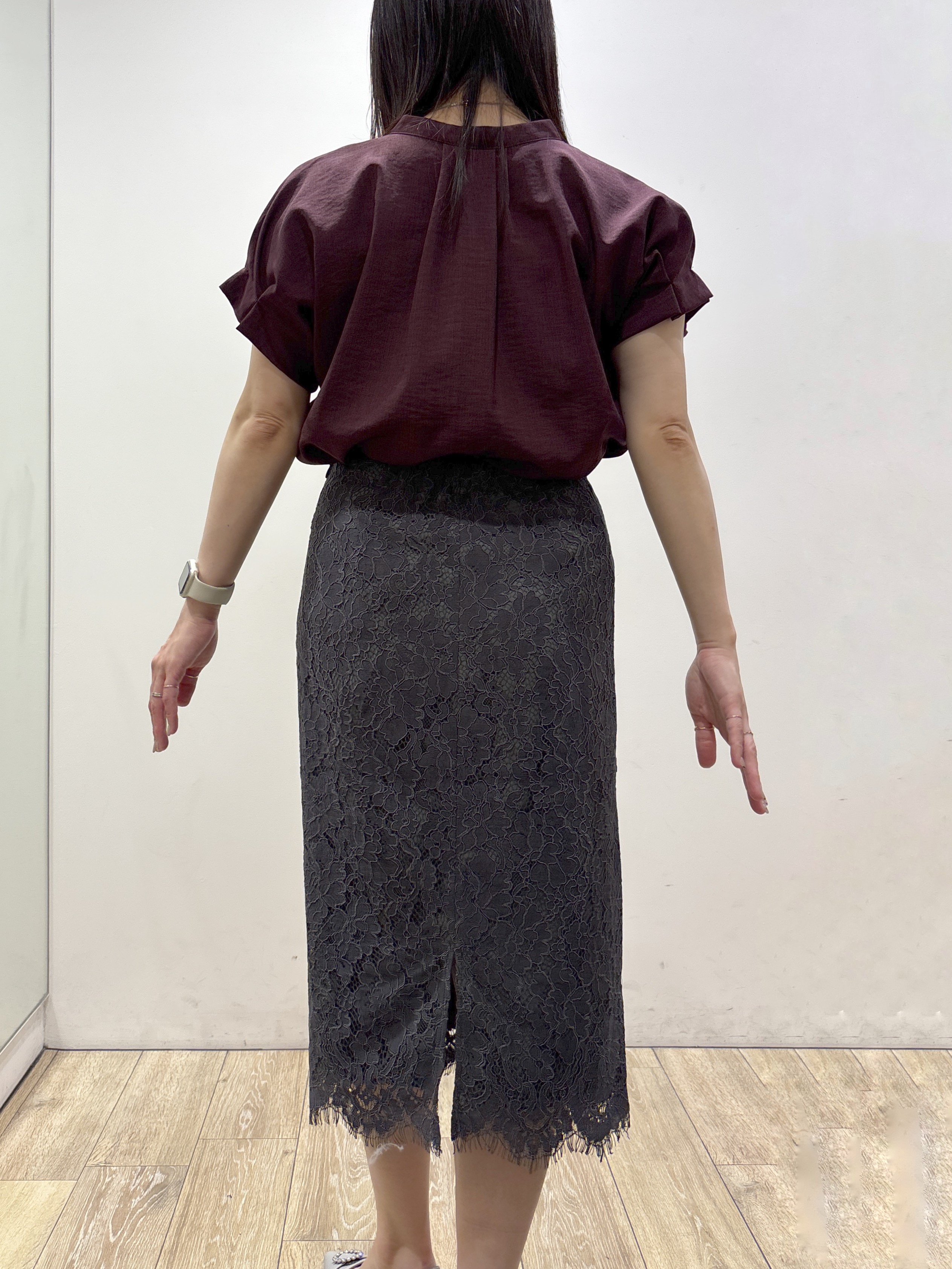 mameさんの「index｜【接触冷感／吸水速乾】タックスキッパーブラウス《防シワ／イージーアイロン／洗濯機OK／9col》」を使ったコーディネート