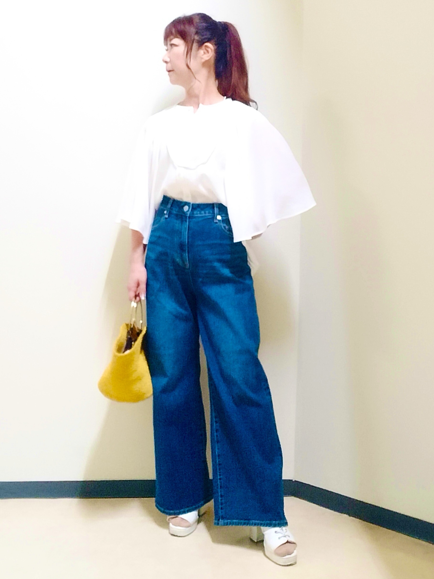花さんの「Reflect｜ドビーストライプケープスリーブブラウス」を使ったコーディネート