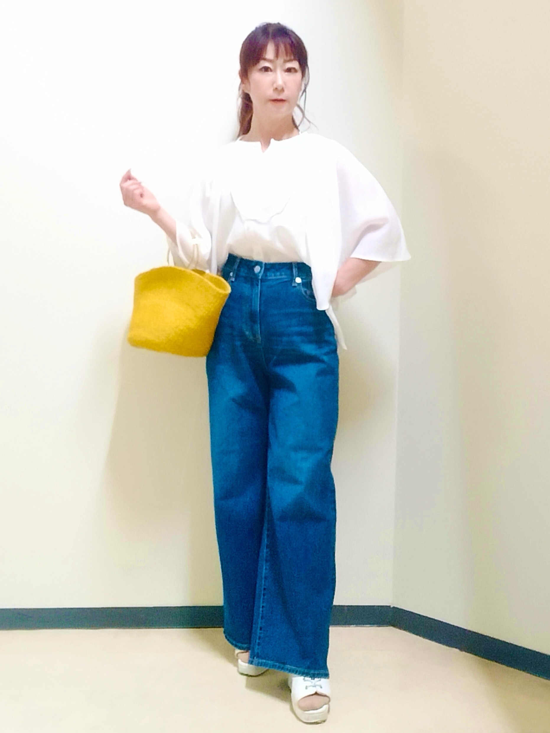 花さんの「Reflect｜ドビーストライプケープスリーブブラウス」を使ったコーディネート