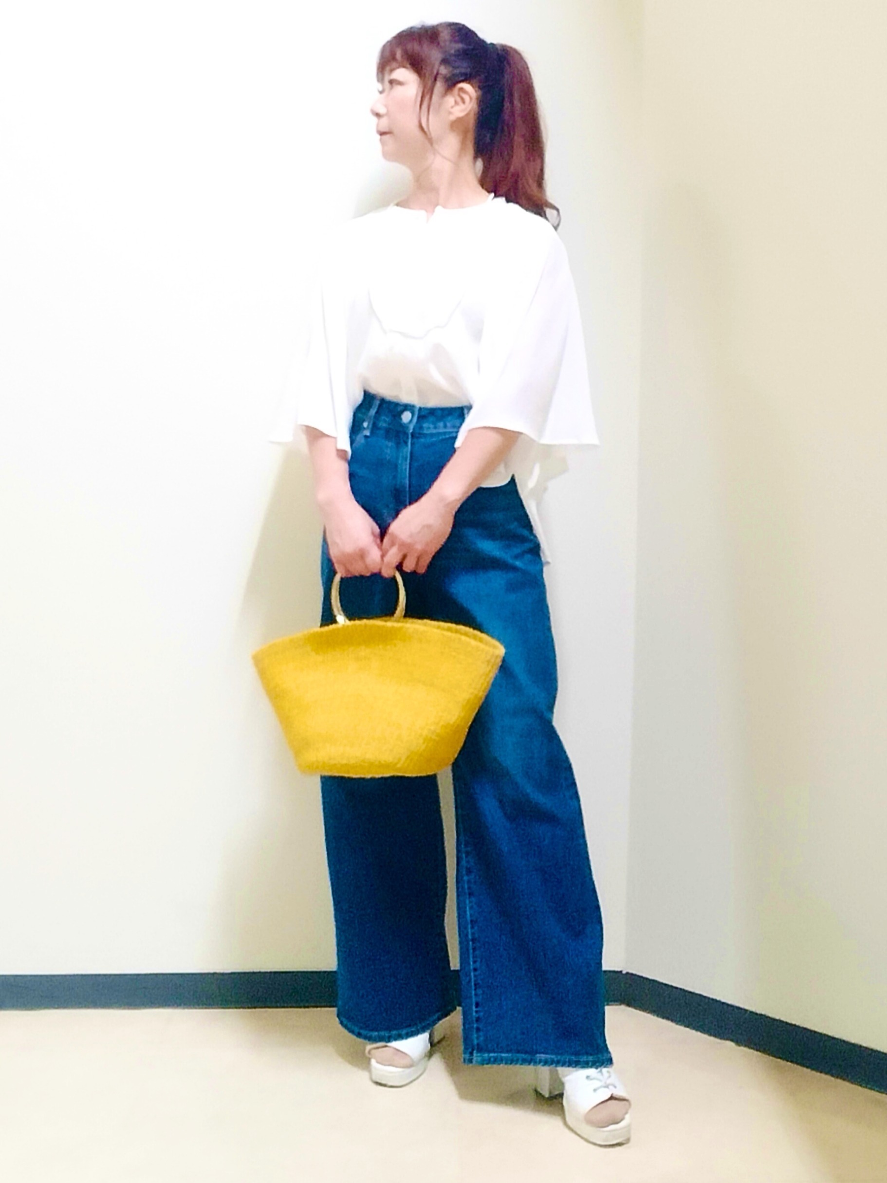 花さんの「Reflect｜ドビーストライプケープスリーブブラウス」を使ったコーディネート