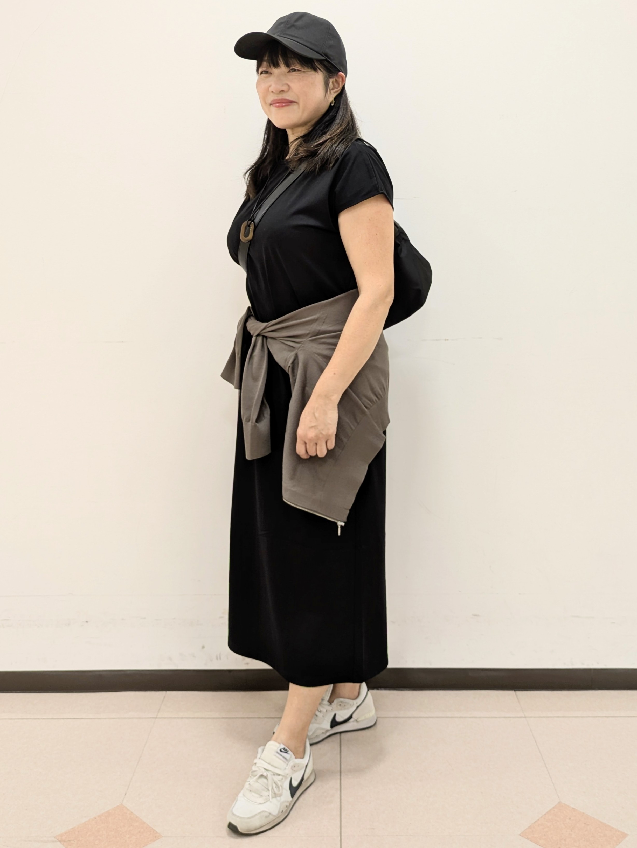 ともさんの「UNTITLED｜【アンサンブル可/日除け・冷房対策】シアーレーヨンZIPカーディガン」を使ったコーディネート