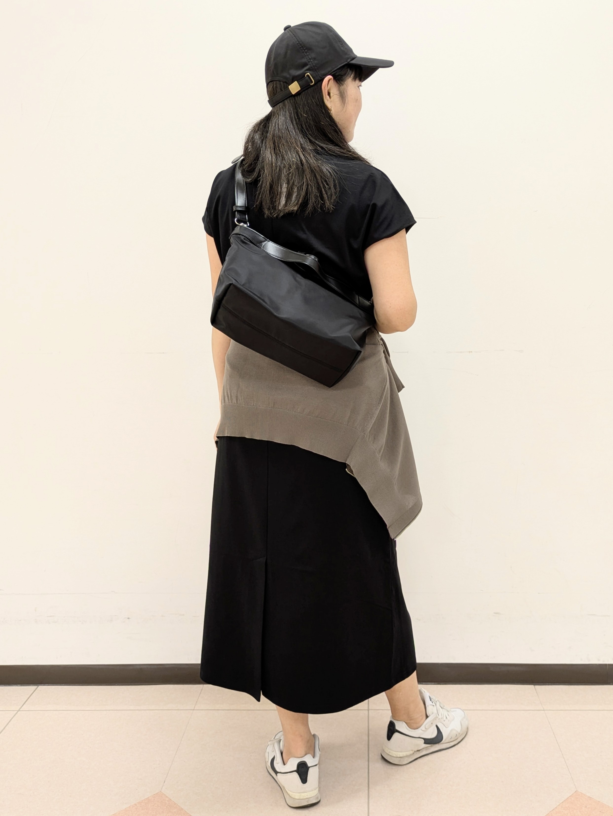 ともさんの「UNTITLED｜【アンサンブル可/日除け・冷房対策】シアーレーヨンZIPカーディガン」を使ったコーディネート