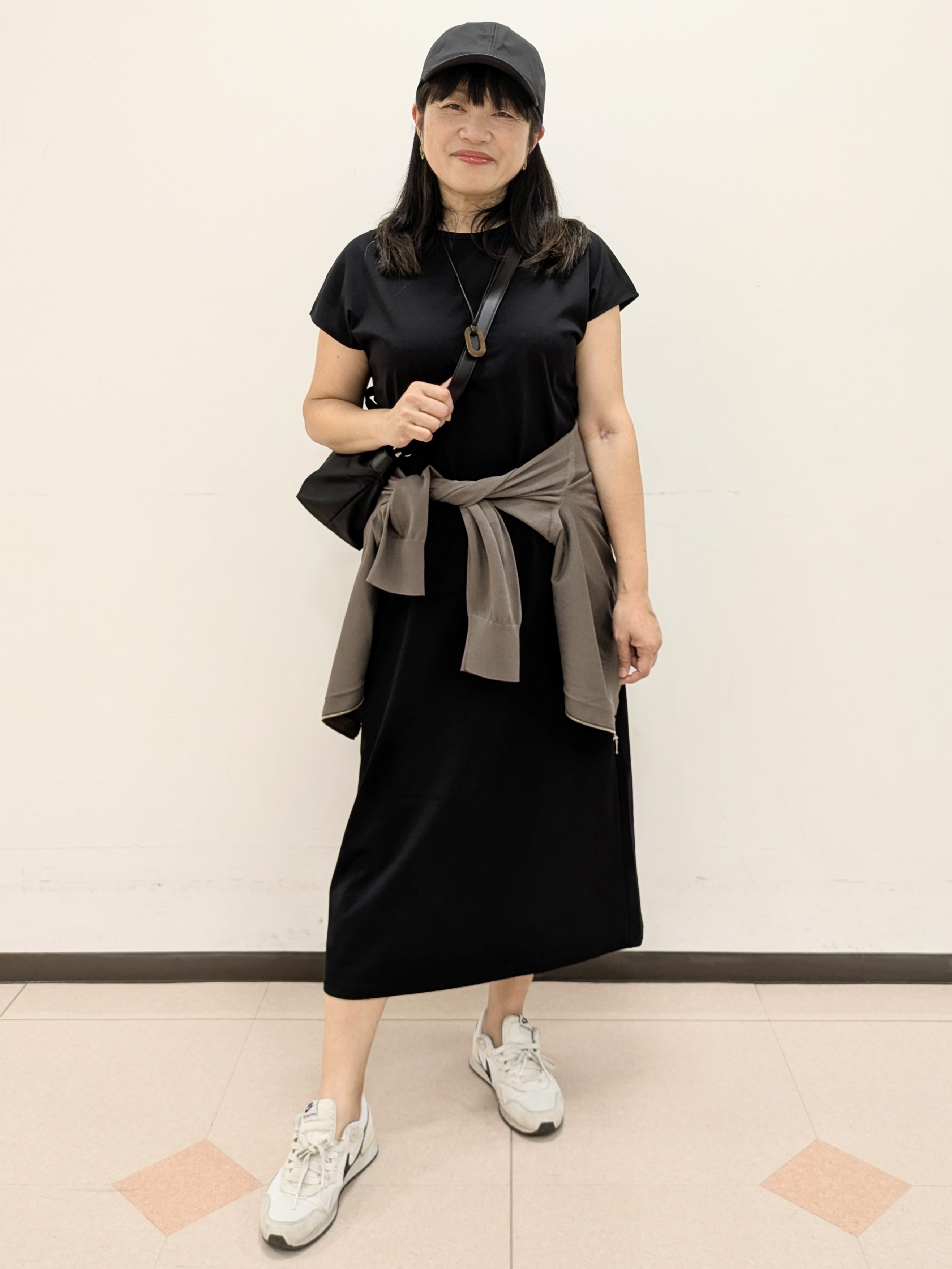 ともさんの「UNTITLED｜【アンサンブル可/日除け・冷房対策】シアーレーヨンZIPカーディガン」を使ったコーディネート