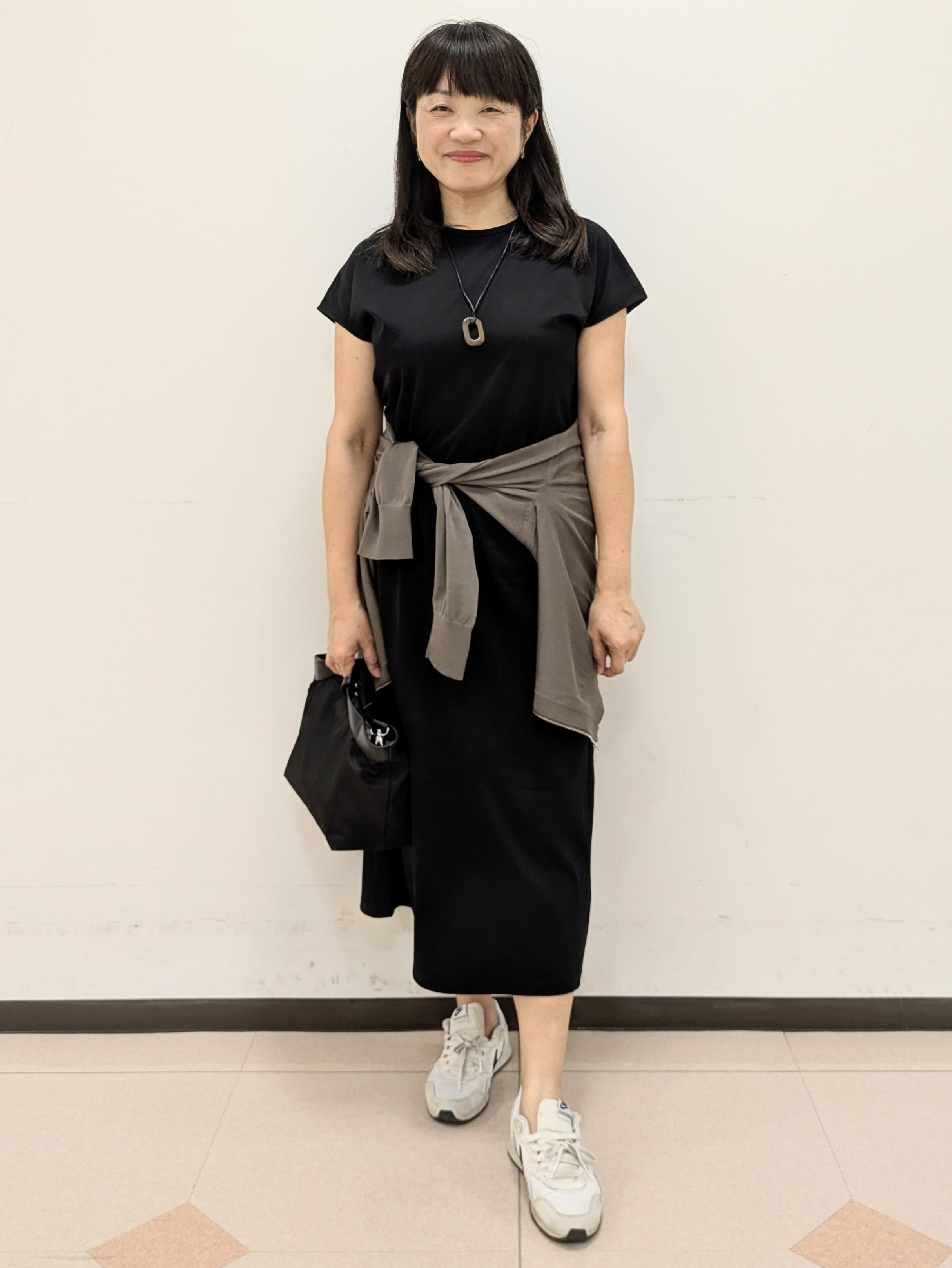 ともさんの「UNTITLED｜【アンサンブル可/日除け・冷房対策】シアーレーヨンZIPカーディガン」を使ったコーディネート