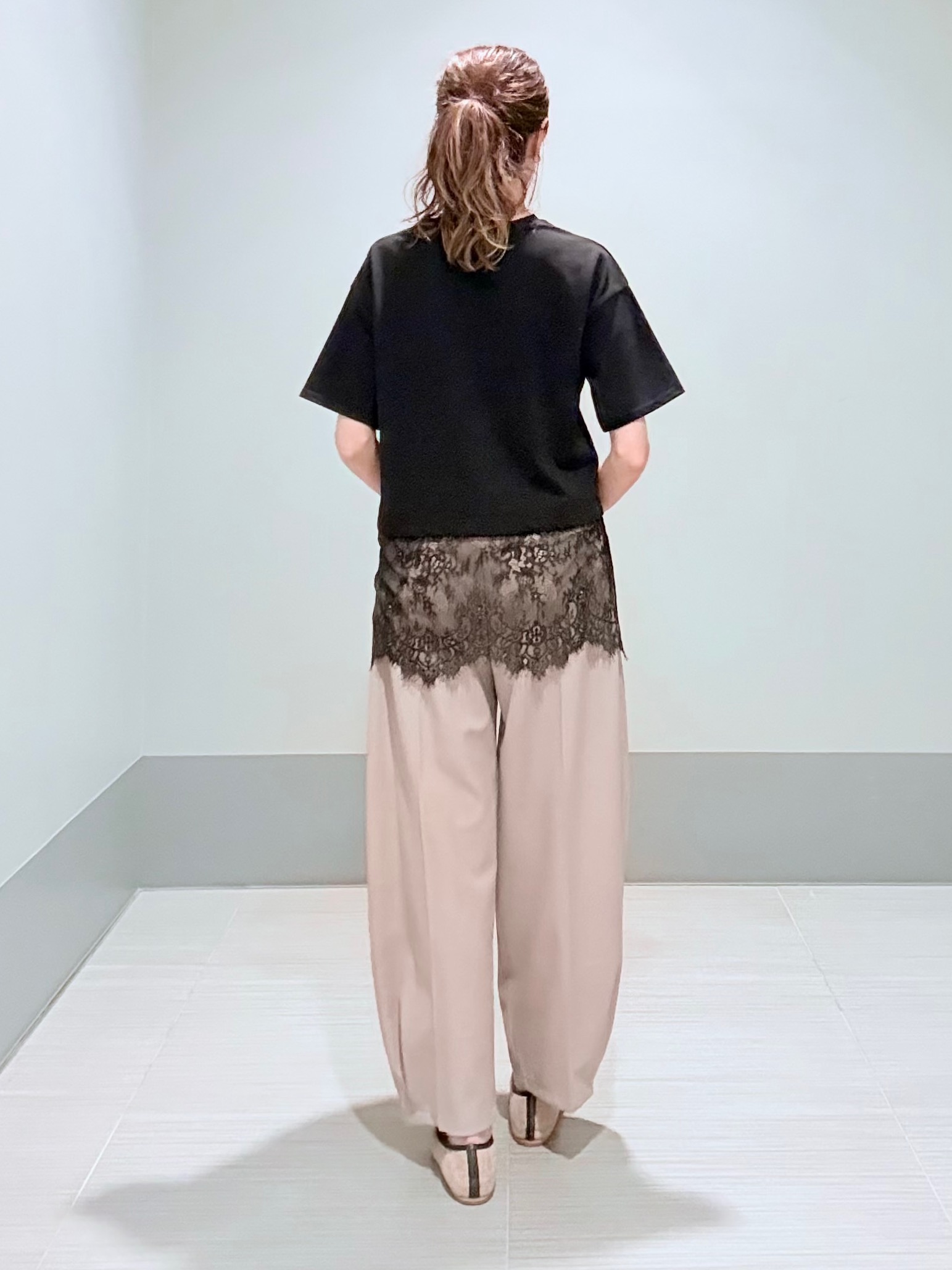 Yamaさんの「DRESSTERIOR｜◆レースドッキングレイヤード Tシャツ」を使ったコーディネート