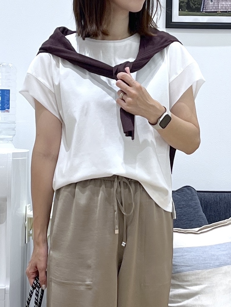canaさんの「Dessin｜【マシンウォッシャブル】ドライタッチVネックニットカーディガン」を使ったコーディネート