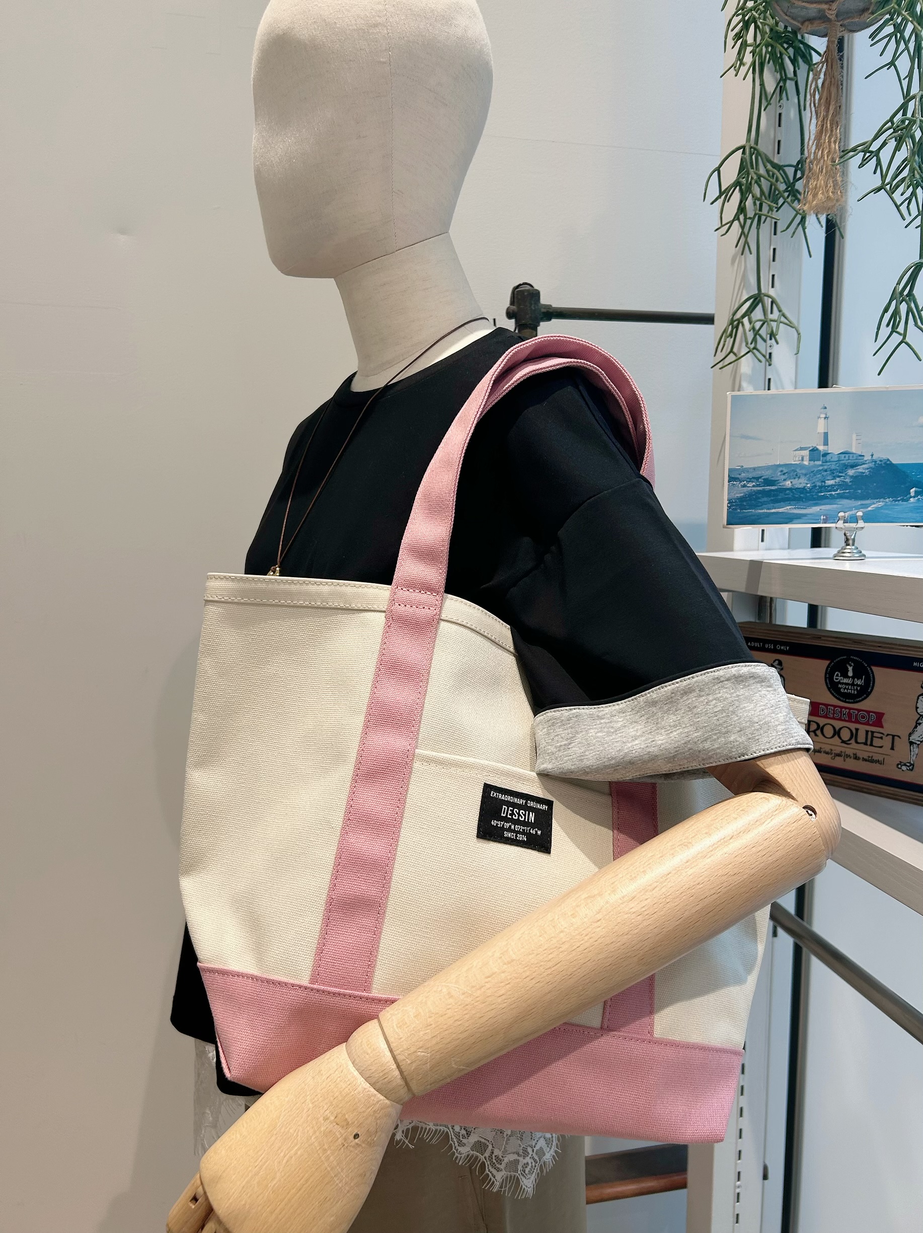 YOUKOさんの「Dessin｜配色キャンバストートバッグM」を使ったコーディネート