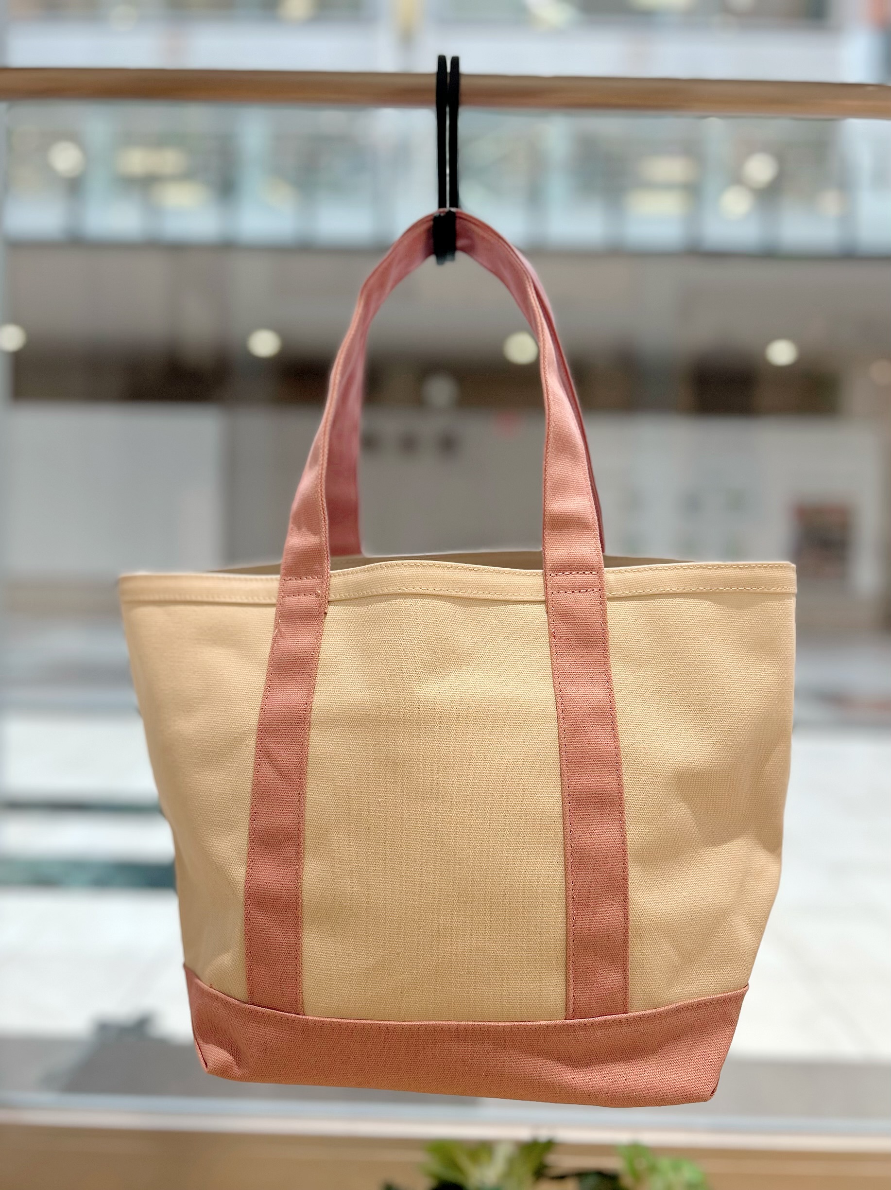 YOUKOさんの「Dessin｜配色キャンバストートバッグM」を使ったコーディネート