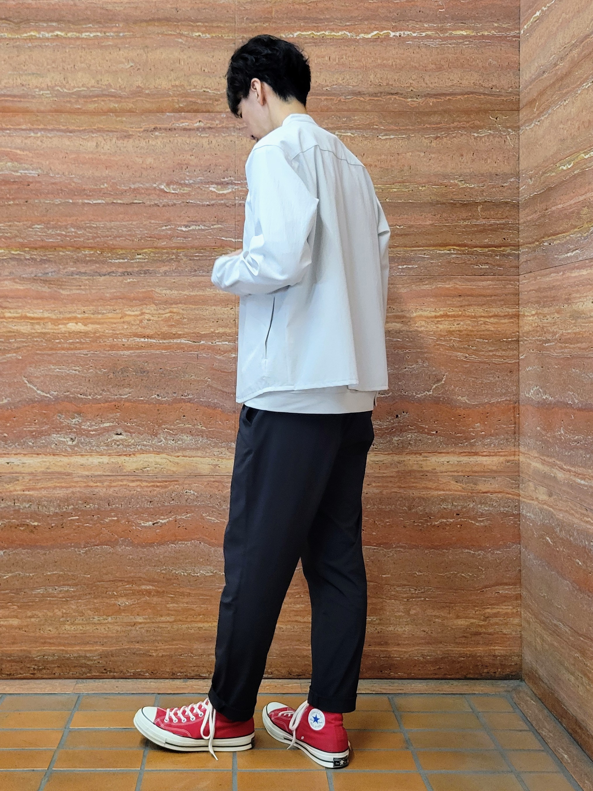 piroyaさんの「TAKEO KIKUCHI｜【撥水・洗える・シワになりにくい】 リランチェ（R） シャツ」を使ったコーディネート