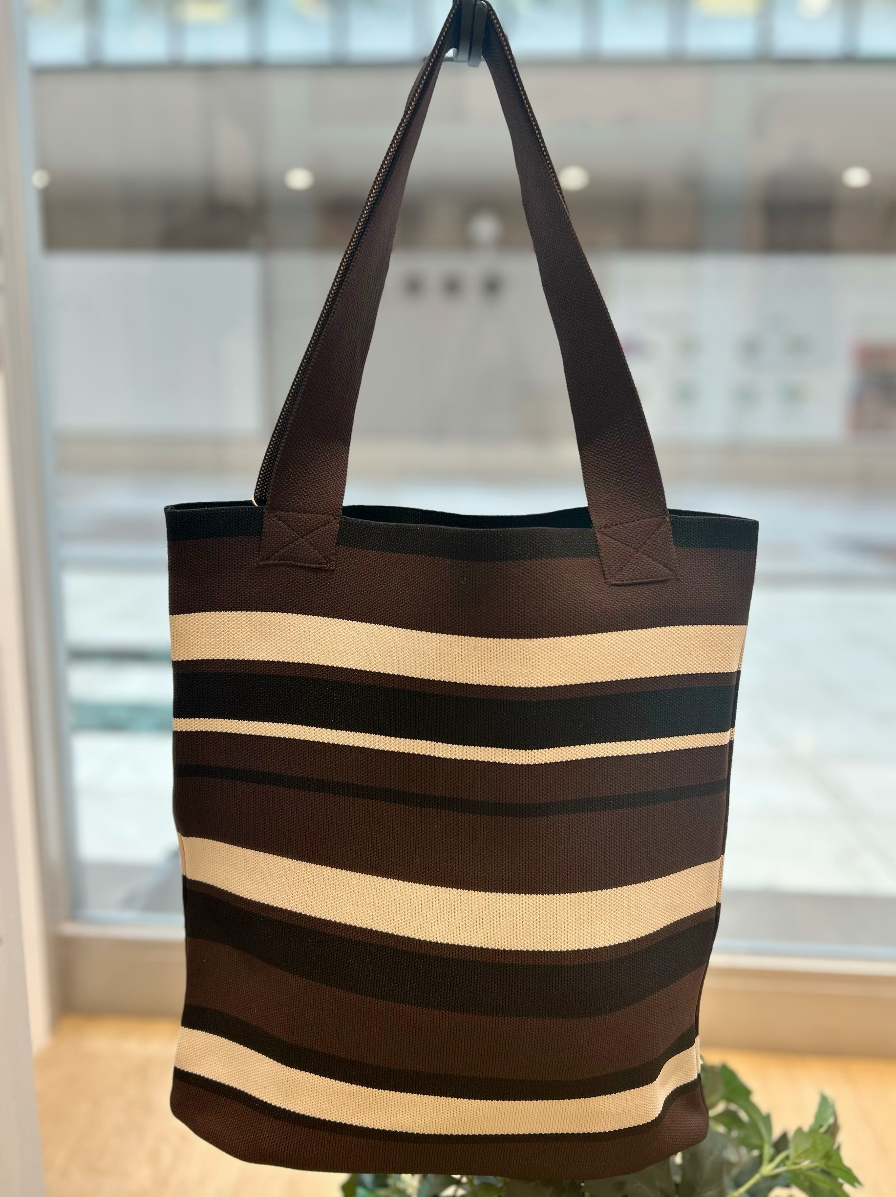 YOUKOさんの「Dessin｜【マシンウォッシャブル・A4収納可】ランダムボーダーニットBAG」を使ったコーディネート