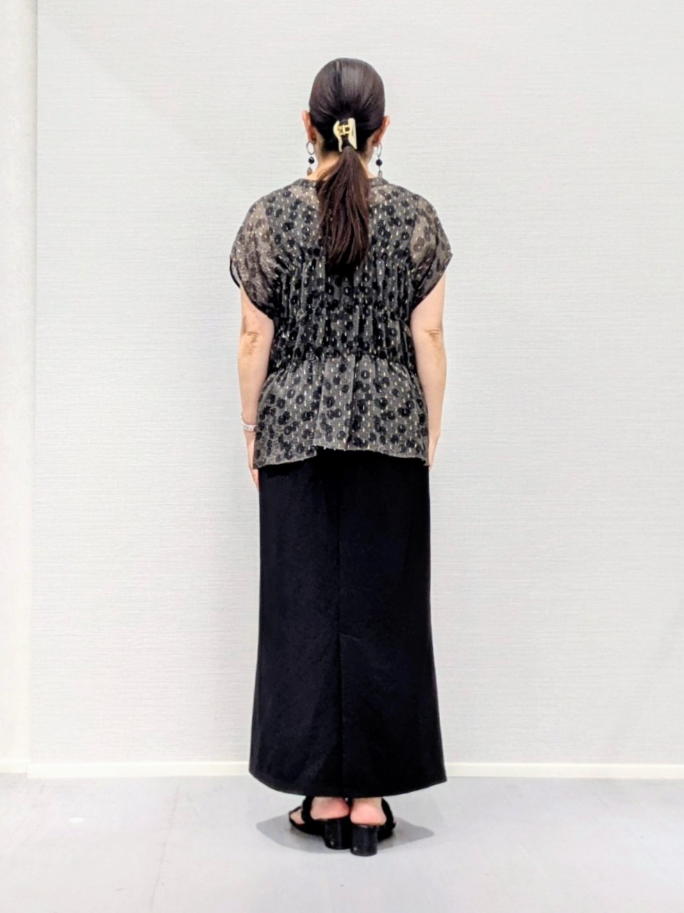 makkyさんの「UNTITLED｜◆【9色展開/アンサンブル可】コットンクルーネックカーディガン」を使ったコーディネート
