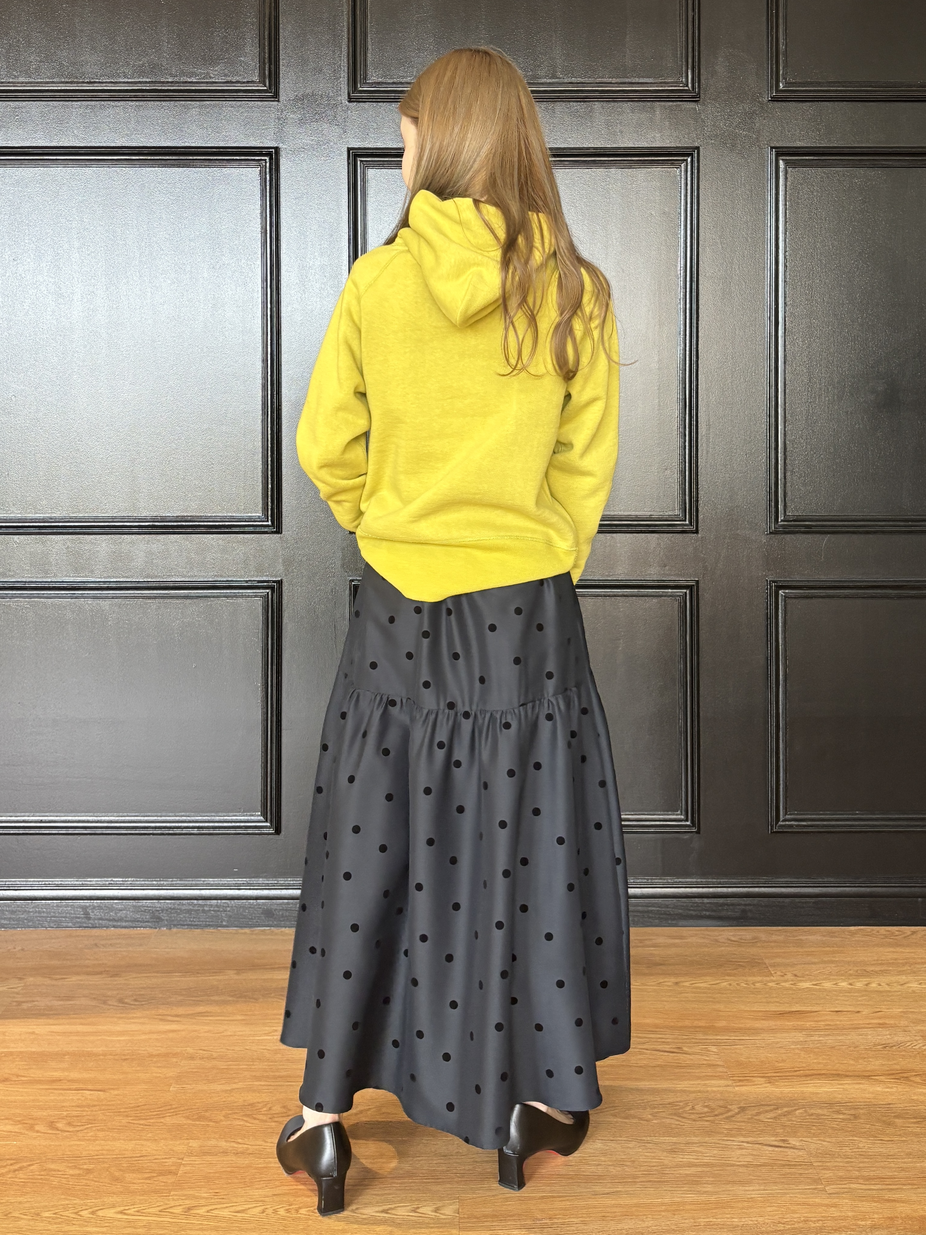 清水夏姫さんの「DRESSTERIOR｜フロッキードットスカート」を使ったコーディネート