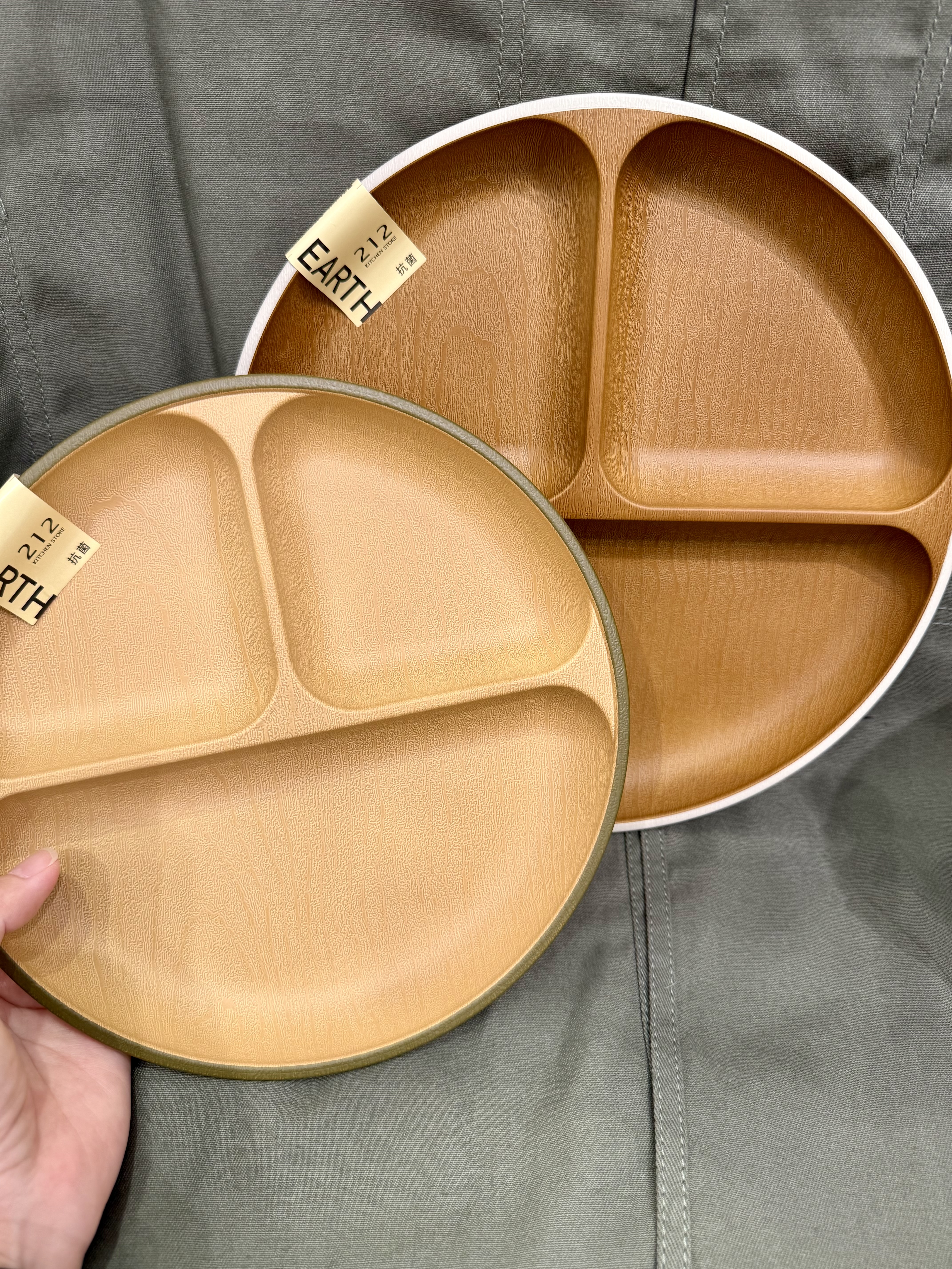 きのこさんの「212 KITCHEN STORE｜earth color 抗菌スクエアプレート OB ＜212Kオリジナル＞」を使ったコーディネート