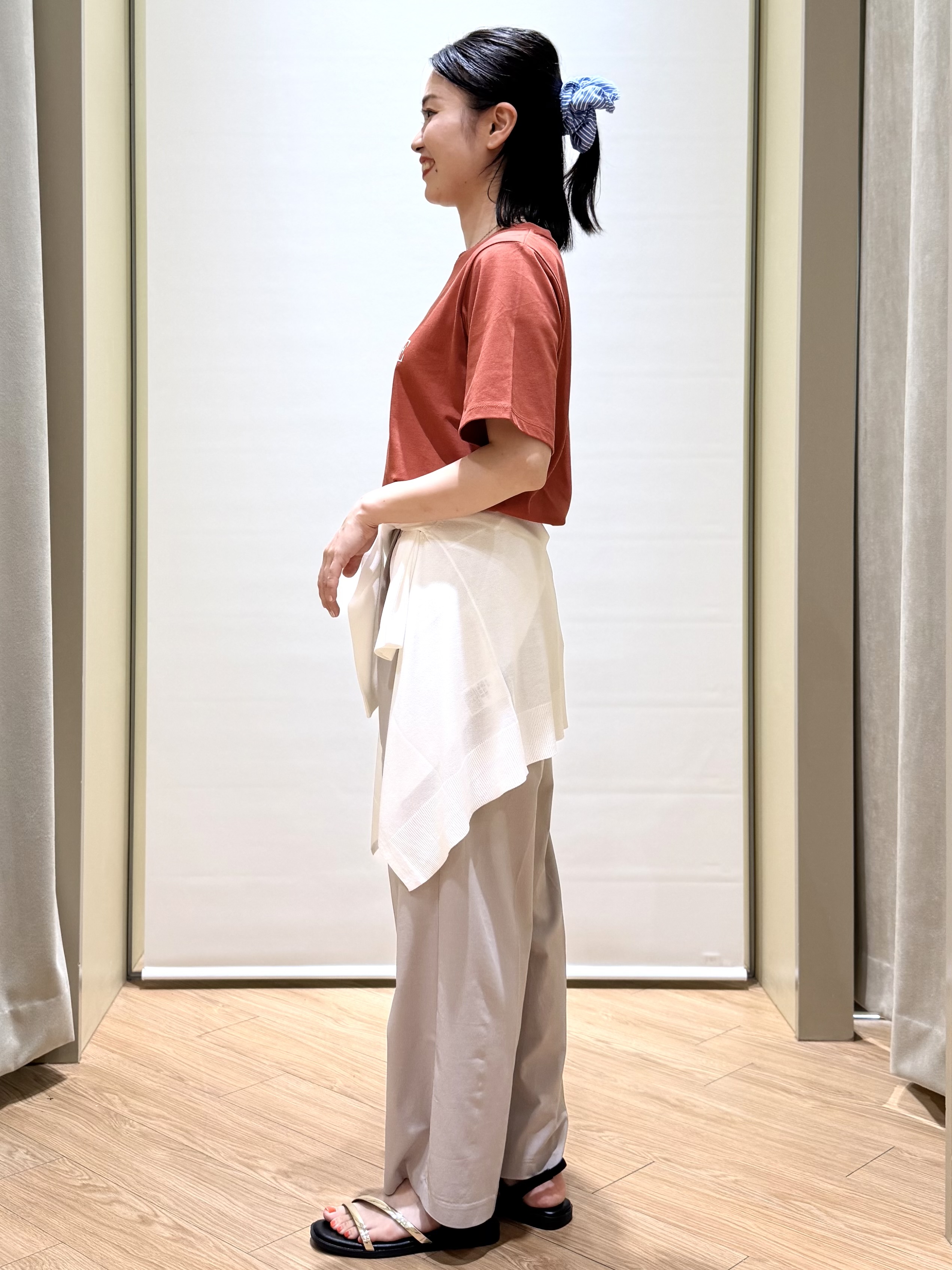 あんりさんの「grove｜【吸水速乾・UVカット・マシンウォッシャブル】ベーシックMIXロゴプリントT」を使ったコーディネート