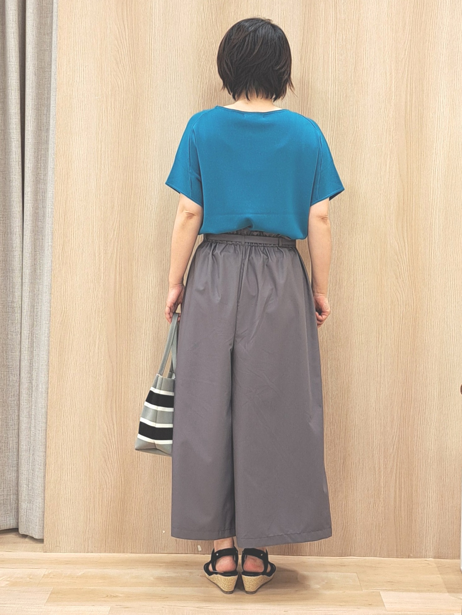 ふるさんの「grove｜【シリーズ累計36万枚！名品ニット】やわらかドライタッチ ドルマンニット」を使ったコーディネート