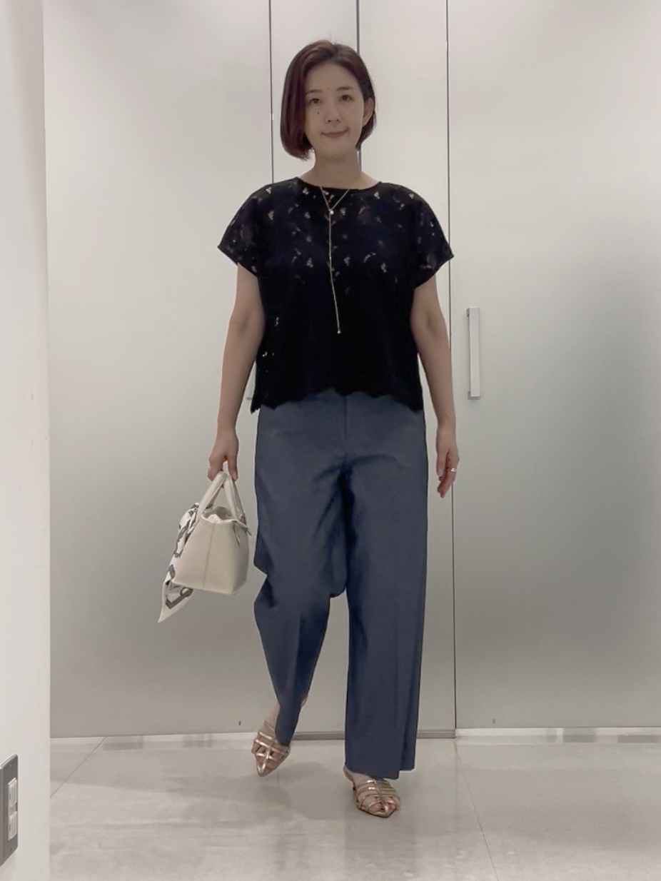 まどかさんの「UNTITLED｜【接触冷感/洗える/後ろウエストゴム】オックスワイドパンツ」を使ったコーディネート