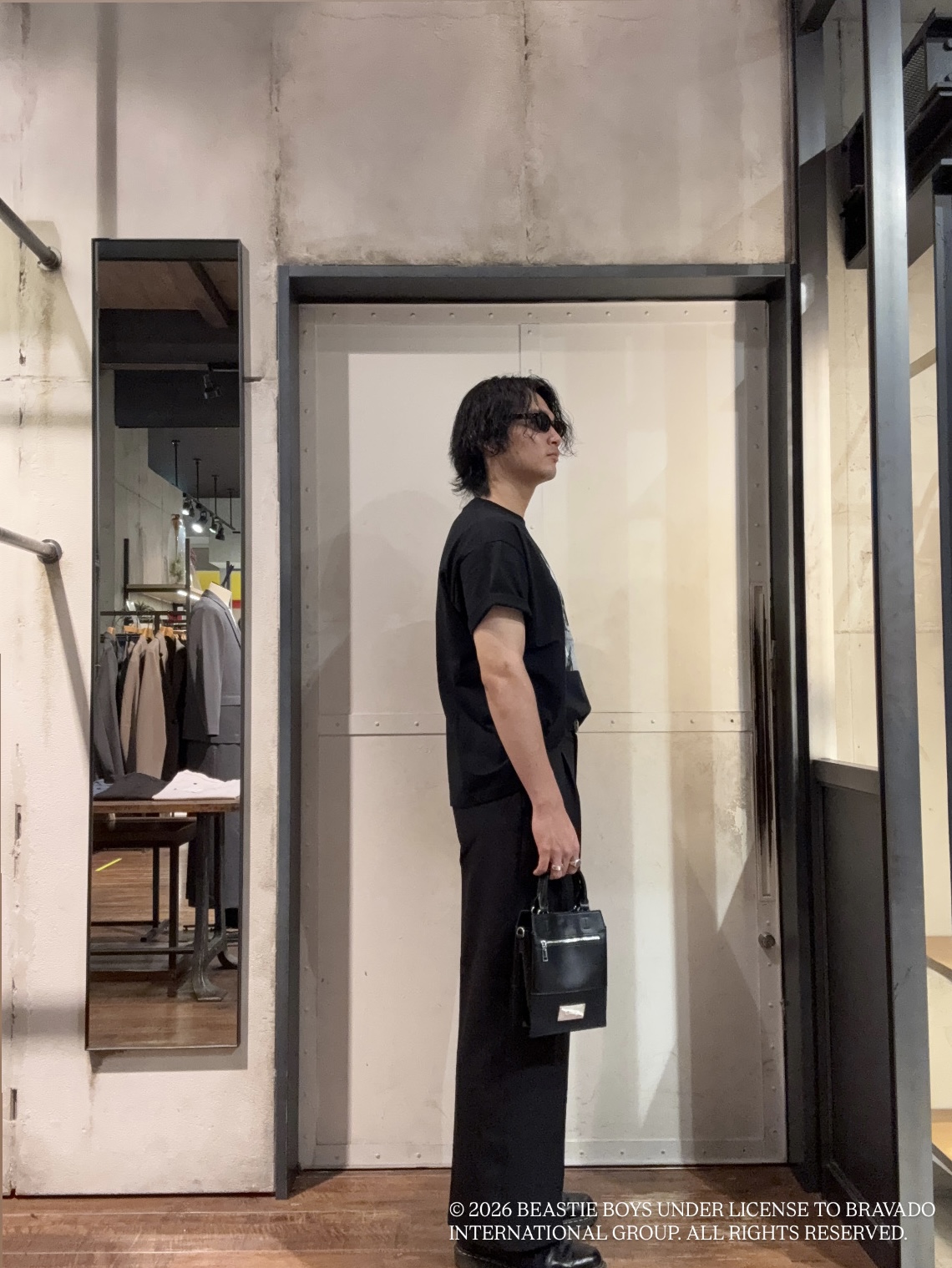 大江正眞さんの「tk.TAKEO KIKUCHI｜◆【防シワ／ストレッチ/セット対応可】smart shift seriesワイドストレートパンツ」を使ったコーディネート
