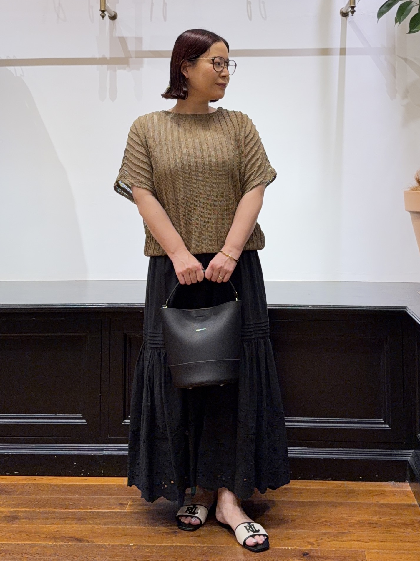 Asamiさんの「【体型カバー/日除け】ドルマンスリーブ シアーメッシュプルオーバー」を使ったコーディネート