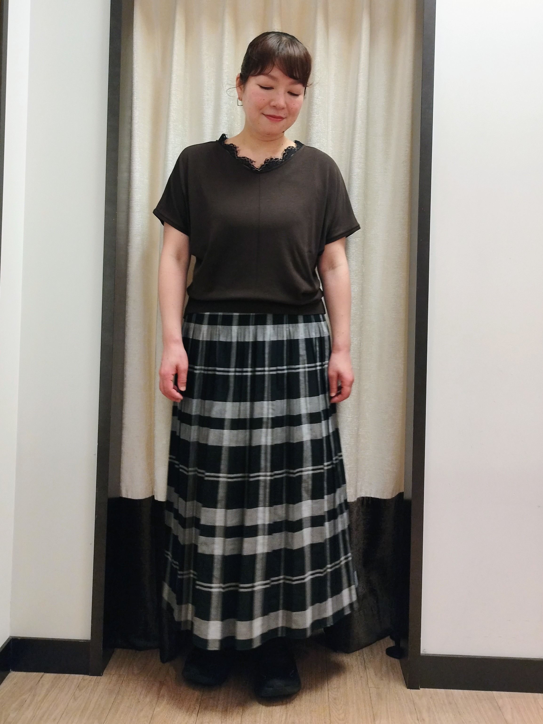 junさんの「Reflect｜【二の腕カバー／手洗い可】ネックレース フレンチスリーブニット」を使ったコーディネート