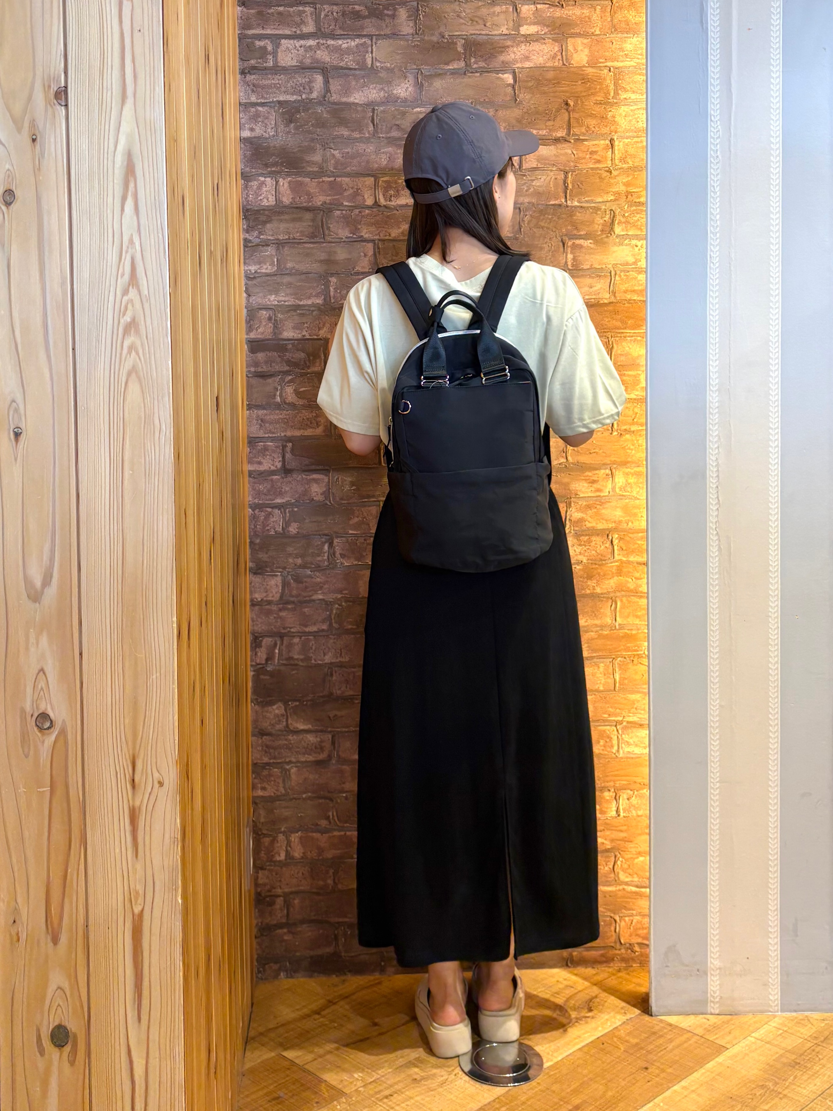mieさんの「SHOO･LA･RUE｜【S-LL/洗濯機可】選べる4柄　デイリー使いにぴったりな 大人の頼れるTシャツ」を使ったコーディネート
