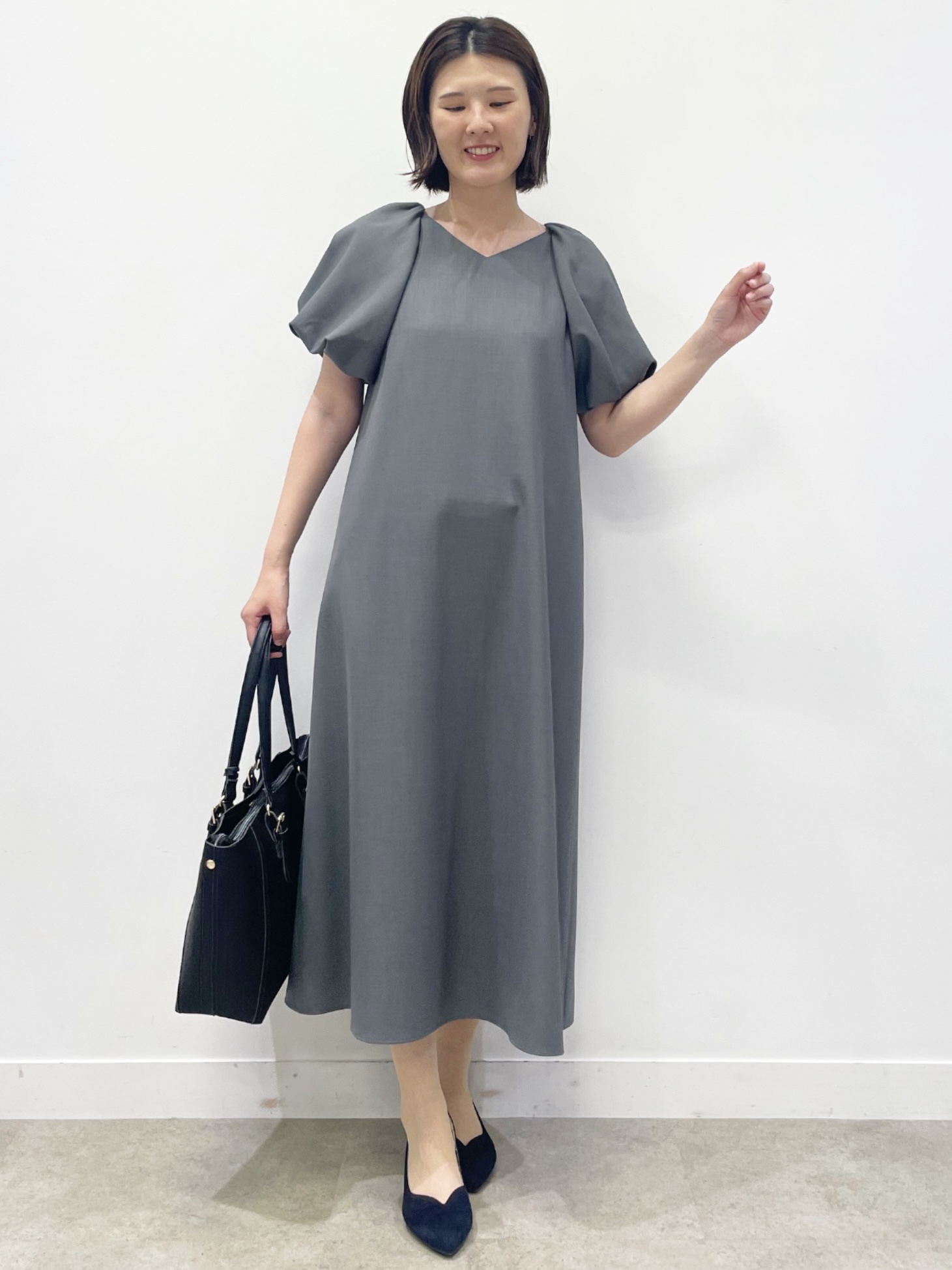 あやたかさんの「Reflect｜【UVカット／手洗い可】パフスリーブ Vネックワンピース」を使ったコーディネート