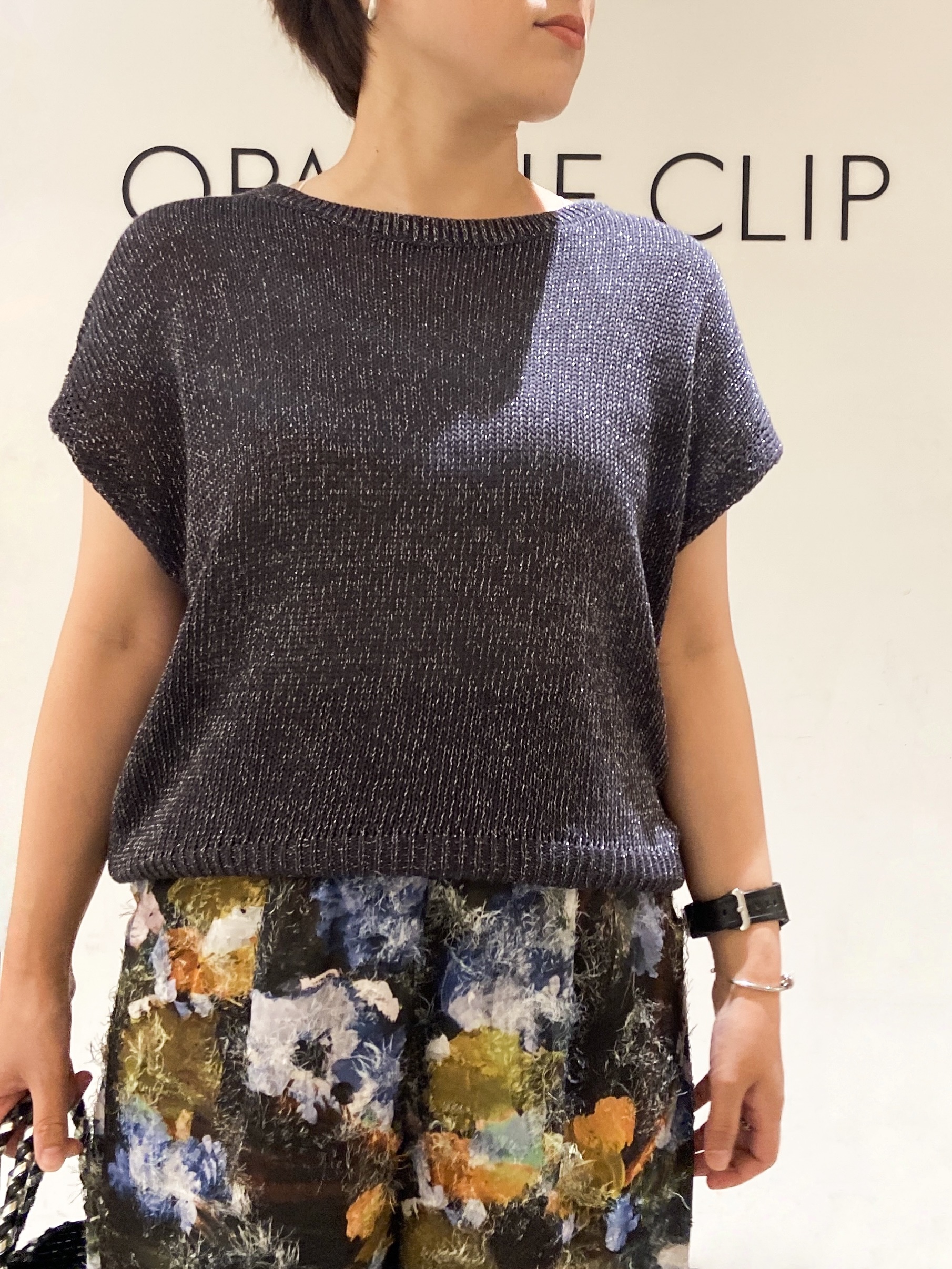 MIHOさんの「OPAQUE.CLIP｜ラメメッシュ フレンチスリーブニット【洗濯機OK】」を使ったコーディネート