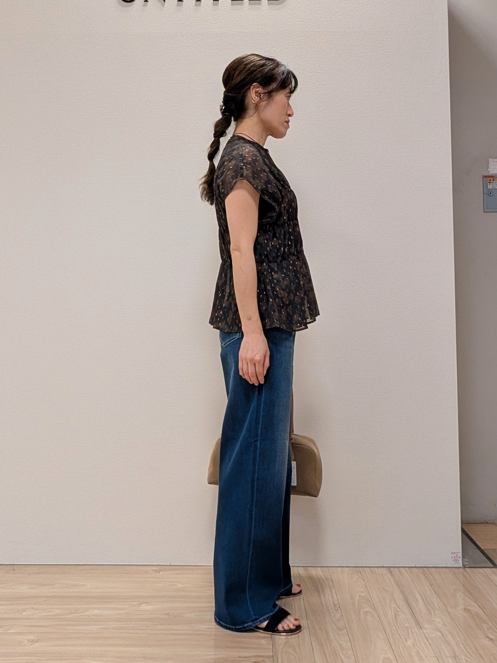 Rieさんの「UNTITLED｜【秋映え/シアー】ヴィンテージドットブラウス」を使ったコーディネート