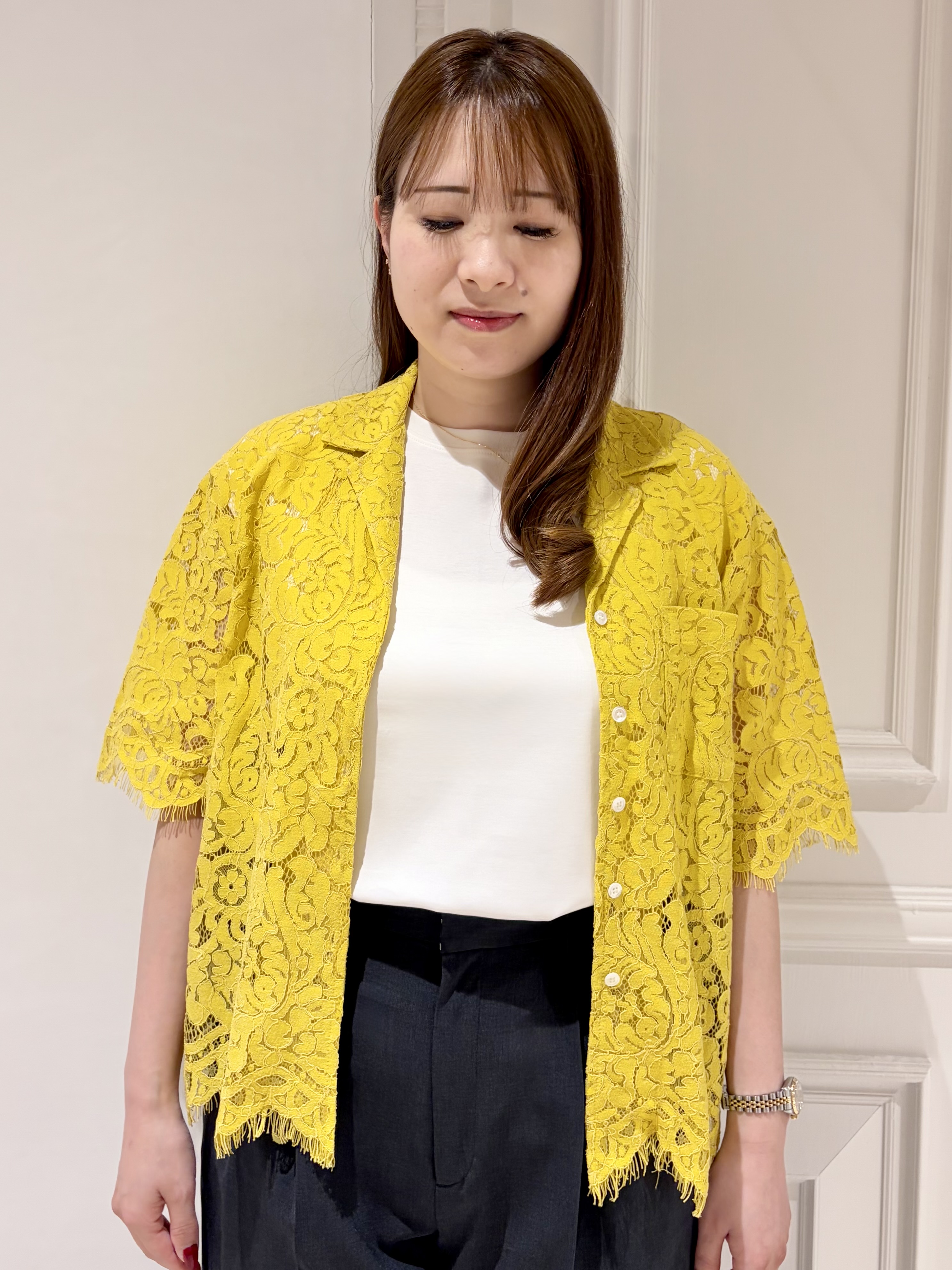 minowaさんの「DRESSTERIOR｜【ウォッシャブル/羽織りにも便利】シアーコードレースブラウス」を使ったコーディネート
