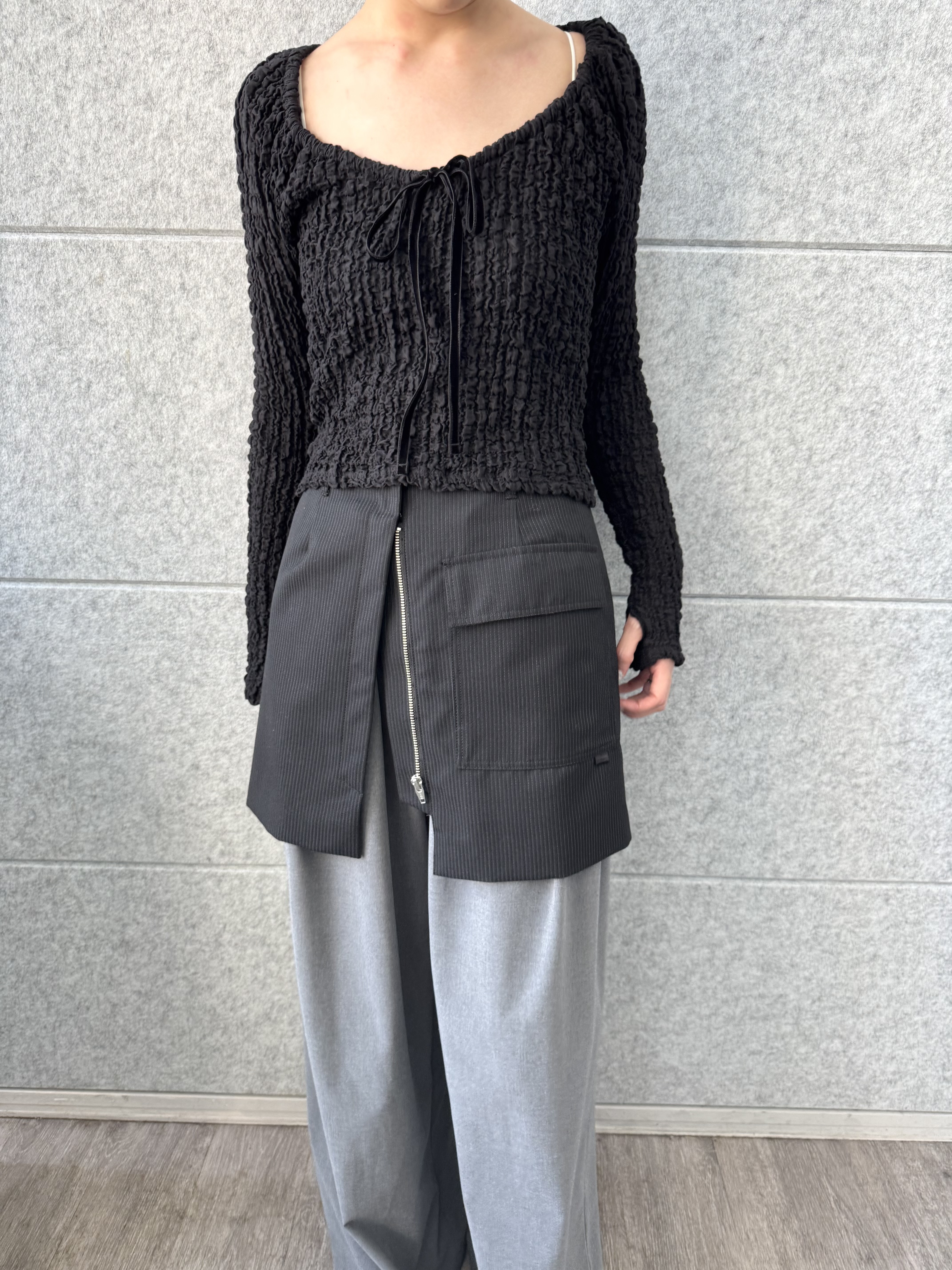 uchi__yamaさんの「CODE A｜stripe mini skirt」を使ったコーディネート