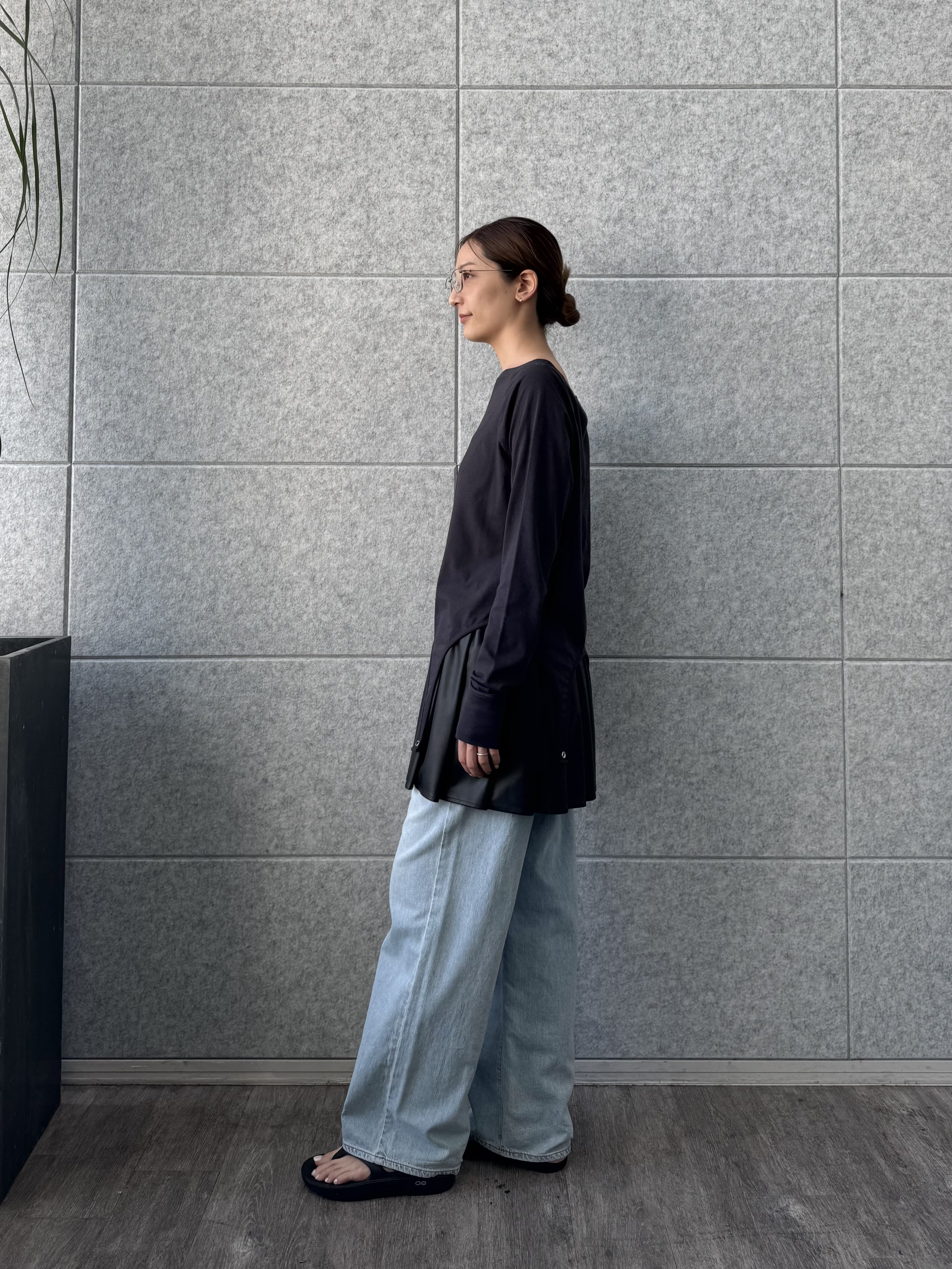 uchi__yamaさんの「CODE A｜leather like mini skirt」を使ったコーディネート