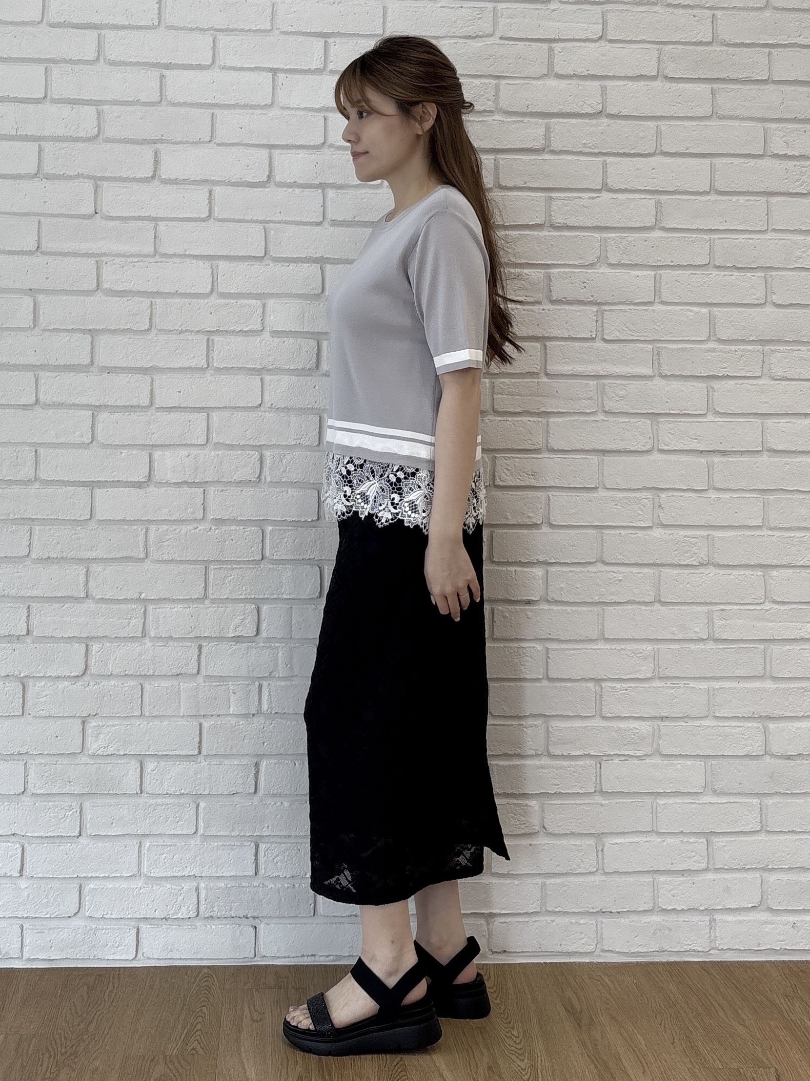 sayaさんの「grove｜【シリーズ累計36万枚／UVカット・洗濯機OK】やわらかドライタッチレースドッキングニット」を使ったコーディネート