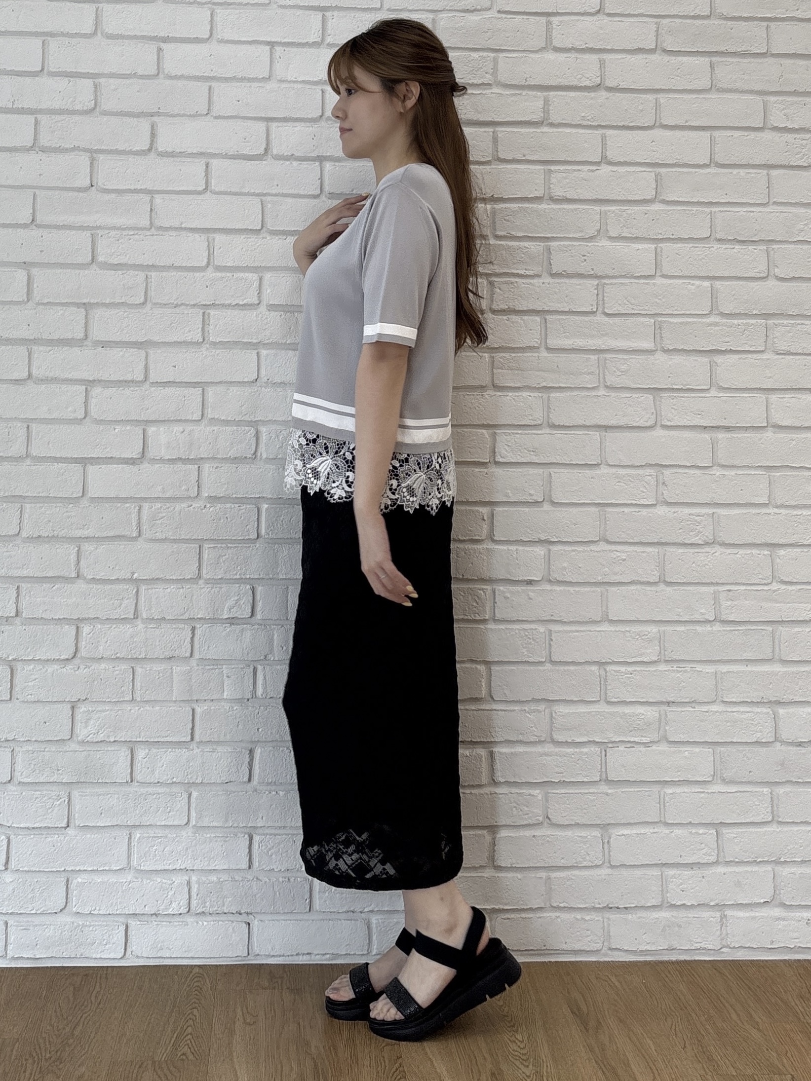 sayaさんの「grove｜【シリーズ累計36万枚／UVカット・洗濯機OK】やわらかドライタッチレースドッキングニット」を使ったコーディネート