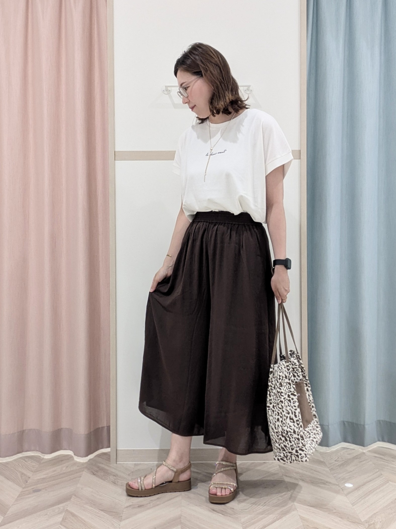 miyuさんの「SHOO･LA･RUE｜【洗濯機可/選べる6色】程よいシアー感が涼し気 ゆったりワッシャードルマンブラウス」を使ったコーディネート