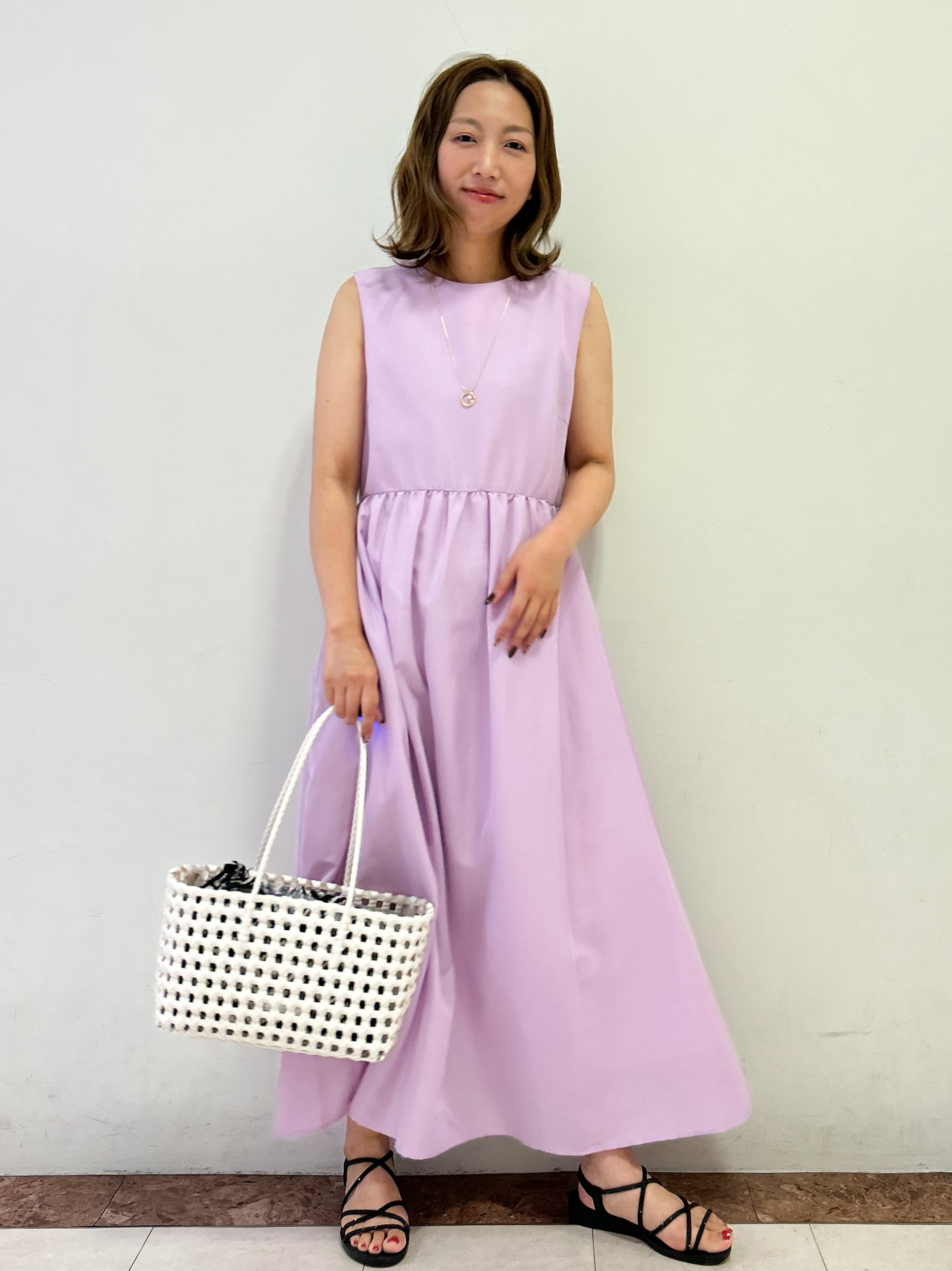 madokaさんの「OPAQUE.CLIP｜【接触冷感】麻混シアーノースリーブワンピース《洗濯機OK》」を使ったコーディネート