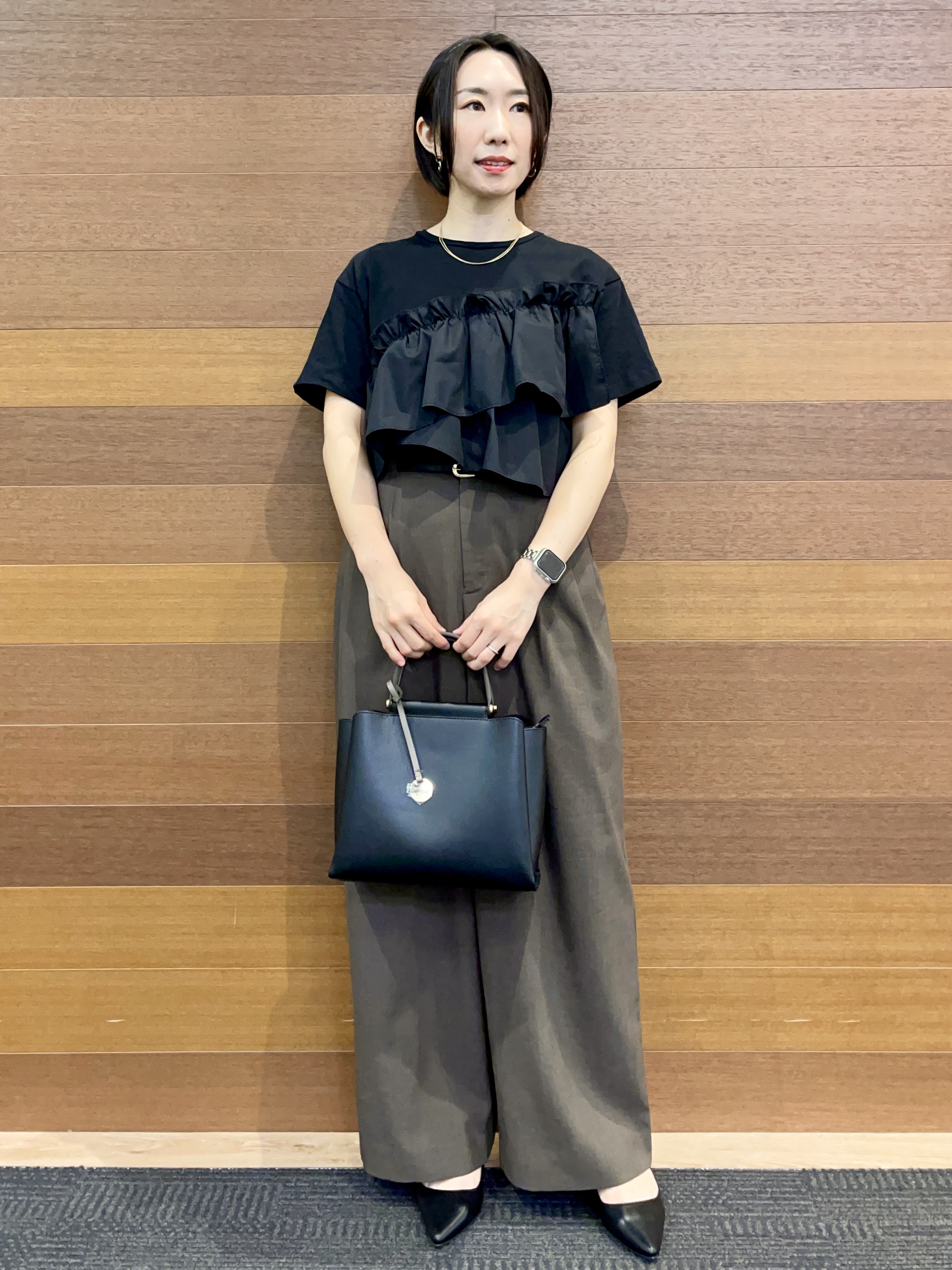 umiさんの「OPAQUE.CLIP｜【接触冷感】アシメフリルドッキングカットソー《洗濯機OK》」を使ったコーディネート