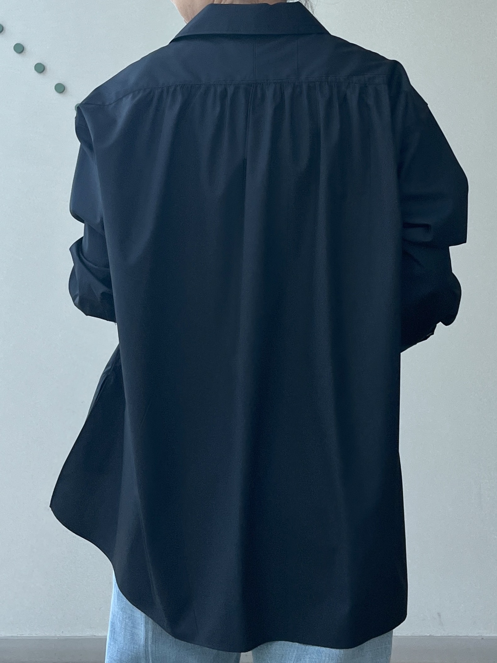 Soeさんの「DRESSTERIOR｜【接触冷感/UVカット/着回し】スキッパーブラウス」を使ったコーディネート