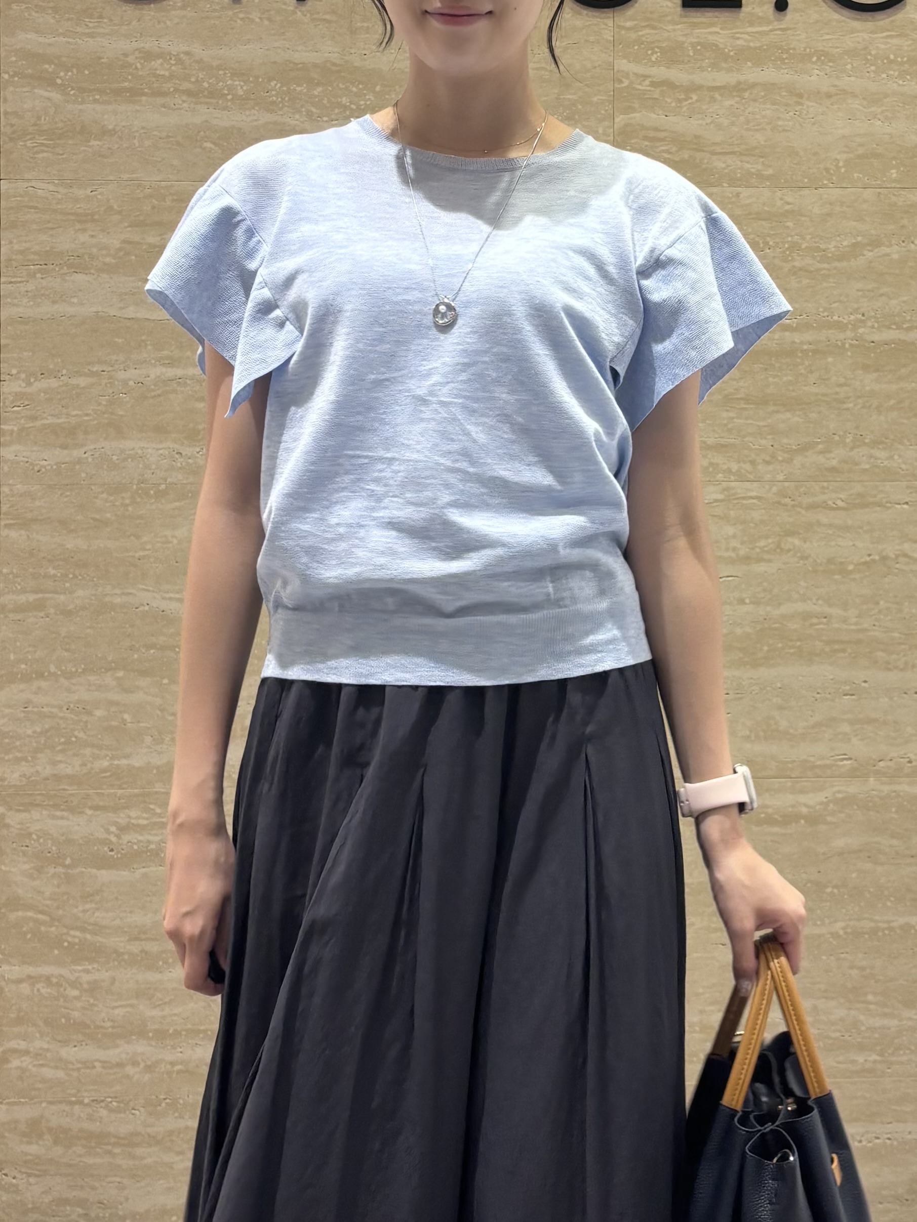 Ririkaさんの「OPAQUE.CLIP｜『STORY Web7月掲載』ドライタッチラメニット《UV／洗える／6col》」を使ったコーディネート