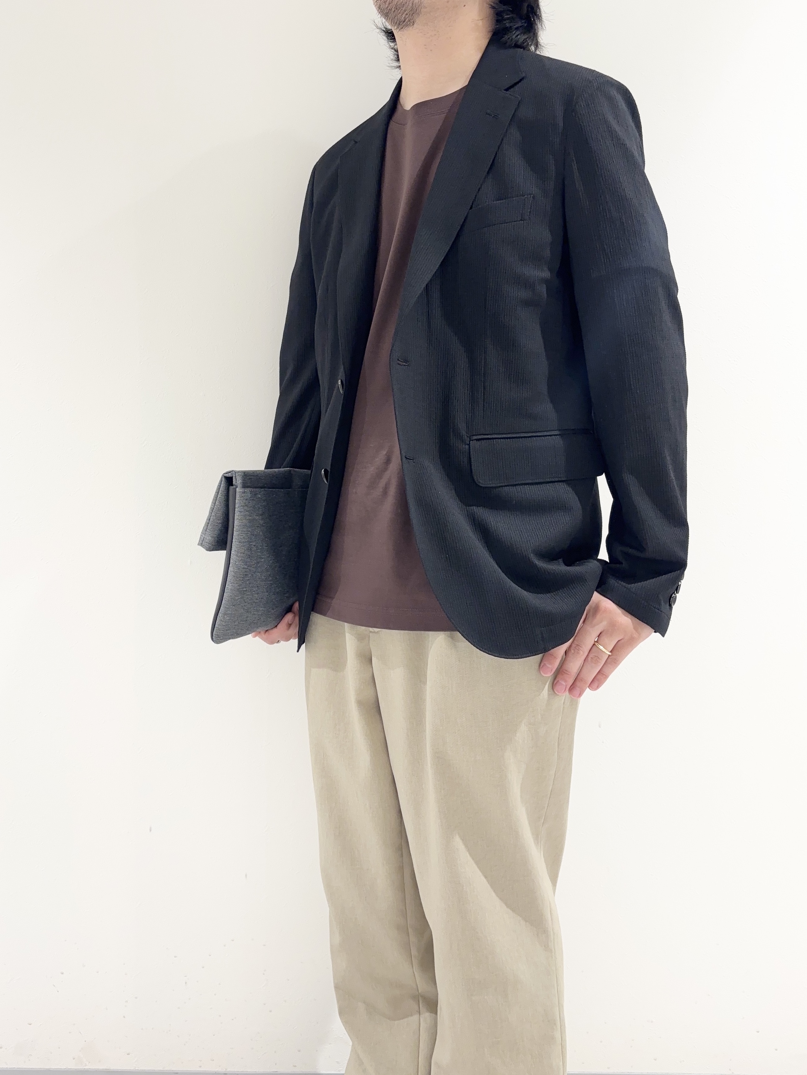 及川さんの「TAKEO KIKUCHI｜【Begin5月号掲載/通気性】トリコットサッカー ジャケット」を使ったコーディネート