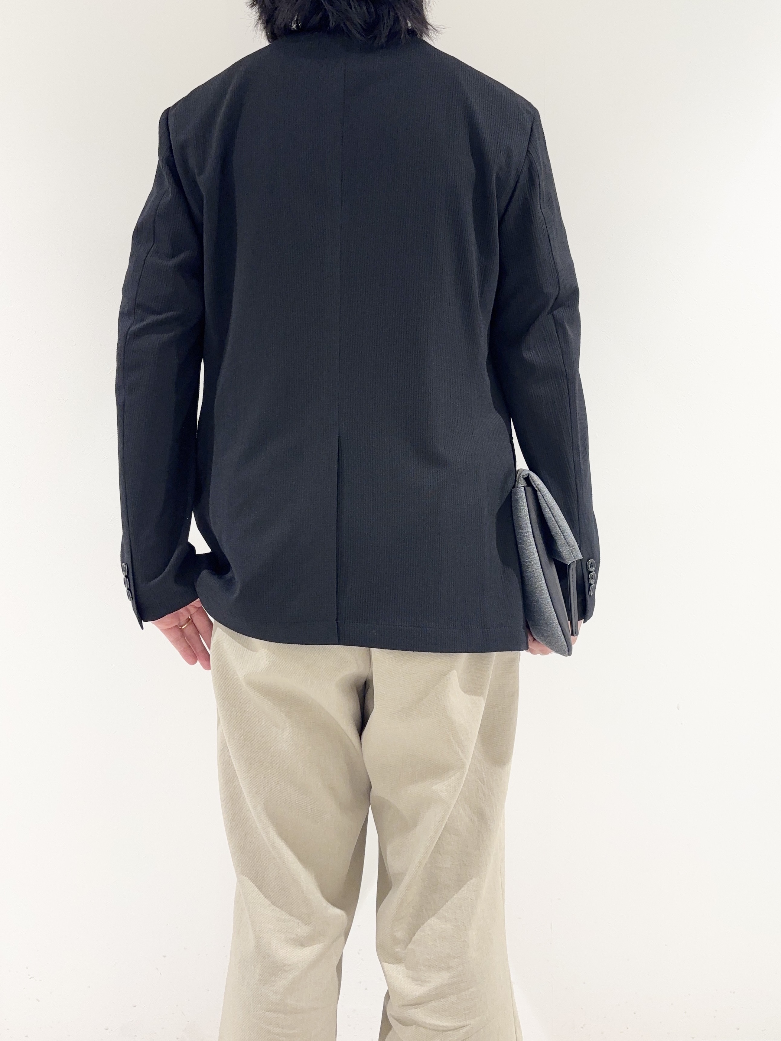 及川さんの「TAKEO KIKUCHI｜【Begin5月号掲載/通気性】トリコットサッカー ジャケット」を使ったコーディネート