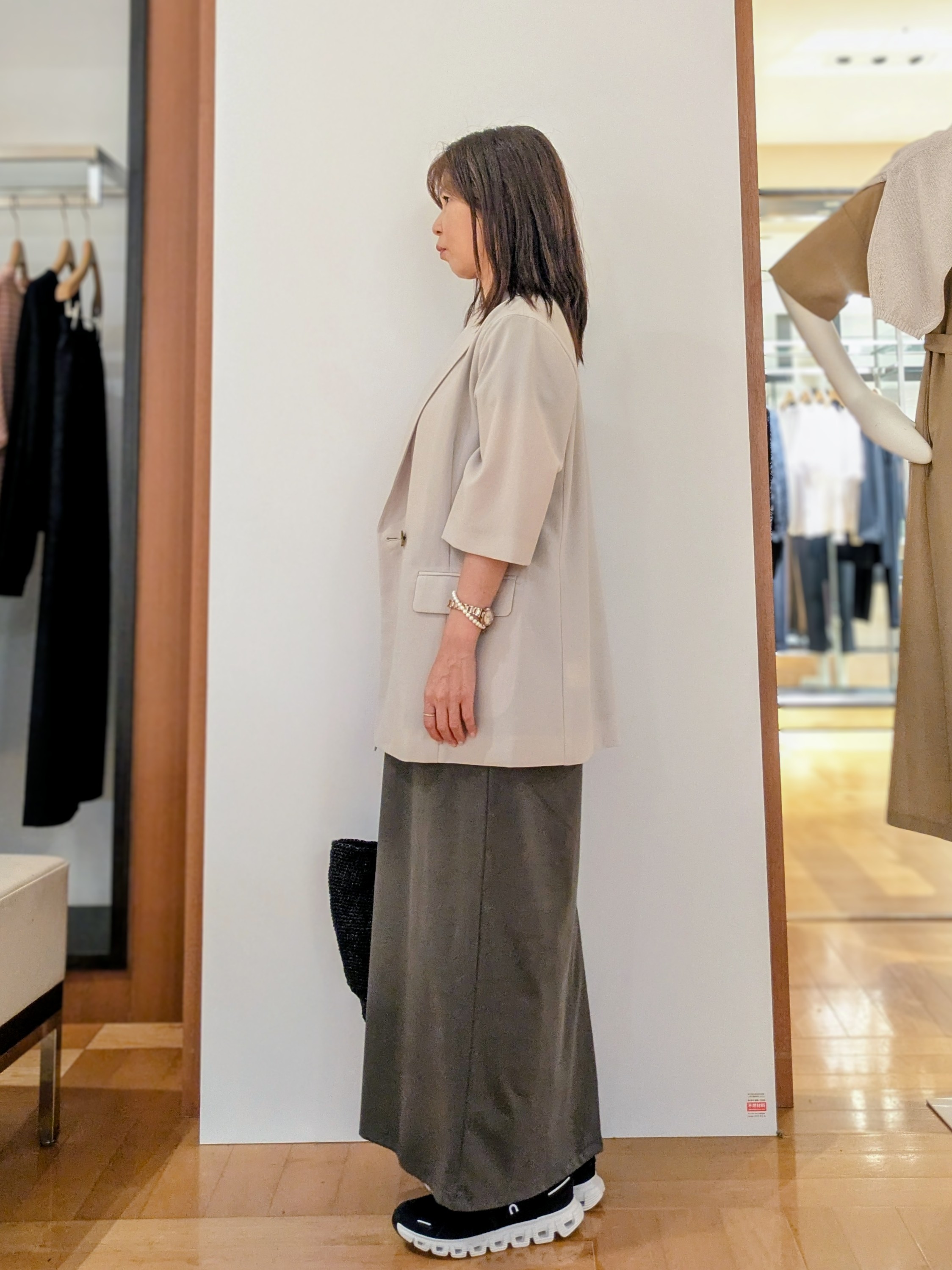 laverさんの「UNTITLED｜【秋の通勤羽織/セットアップ可/UVカット】エアリークール半袖ジャケット」を使ったコーディネート