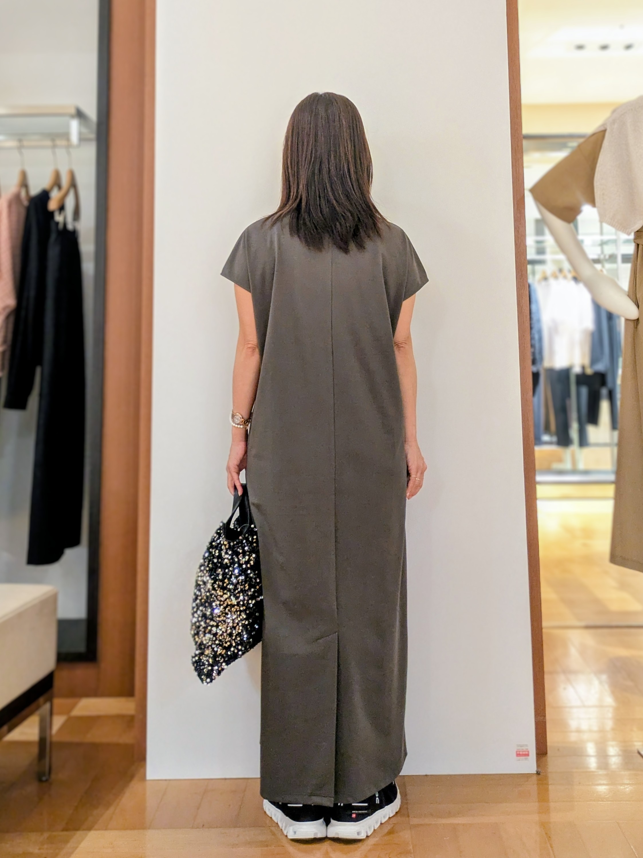 laverさんの「UNTITLED｜【秋の通勤羽織/セットアップ可/UVカット】エアリークール半袖ジャケット」を使ったコーディネート