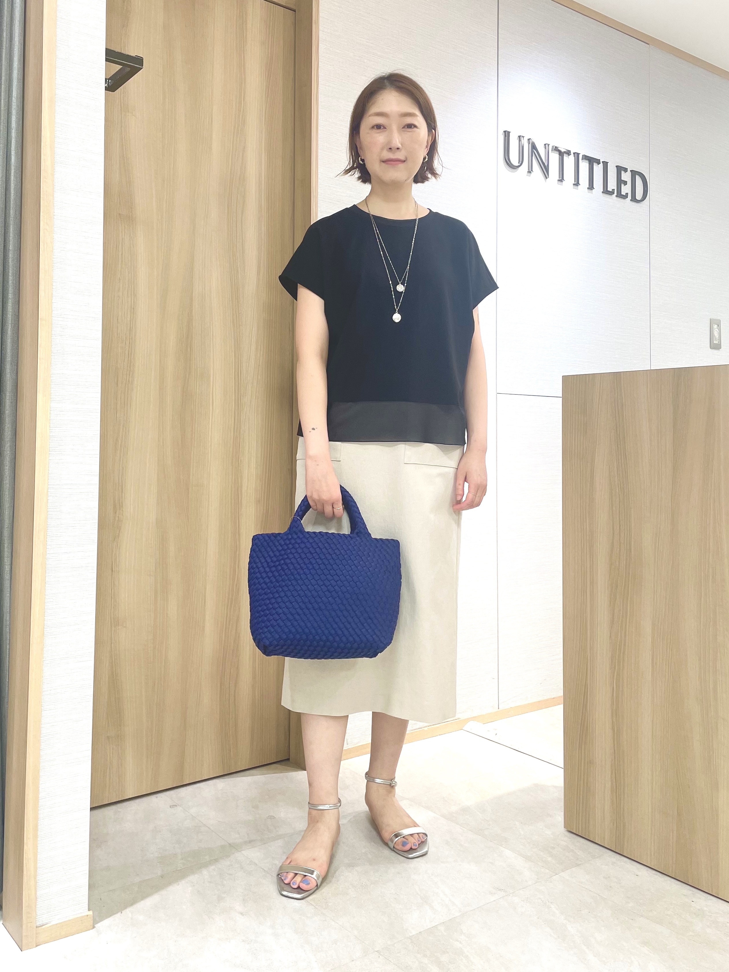 aliceさんの「UNTITLED｜【重ね着でおしゃれ見え】裾シアードッキングプルオーバー」を使ったコーディネート
