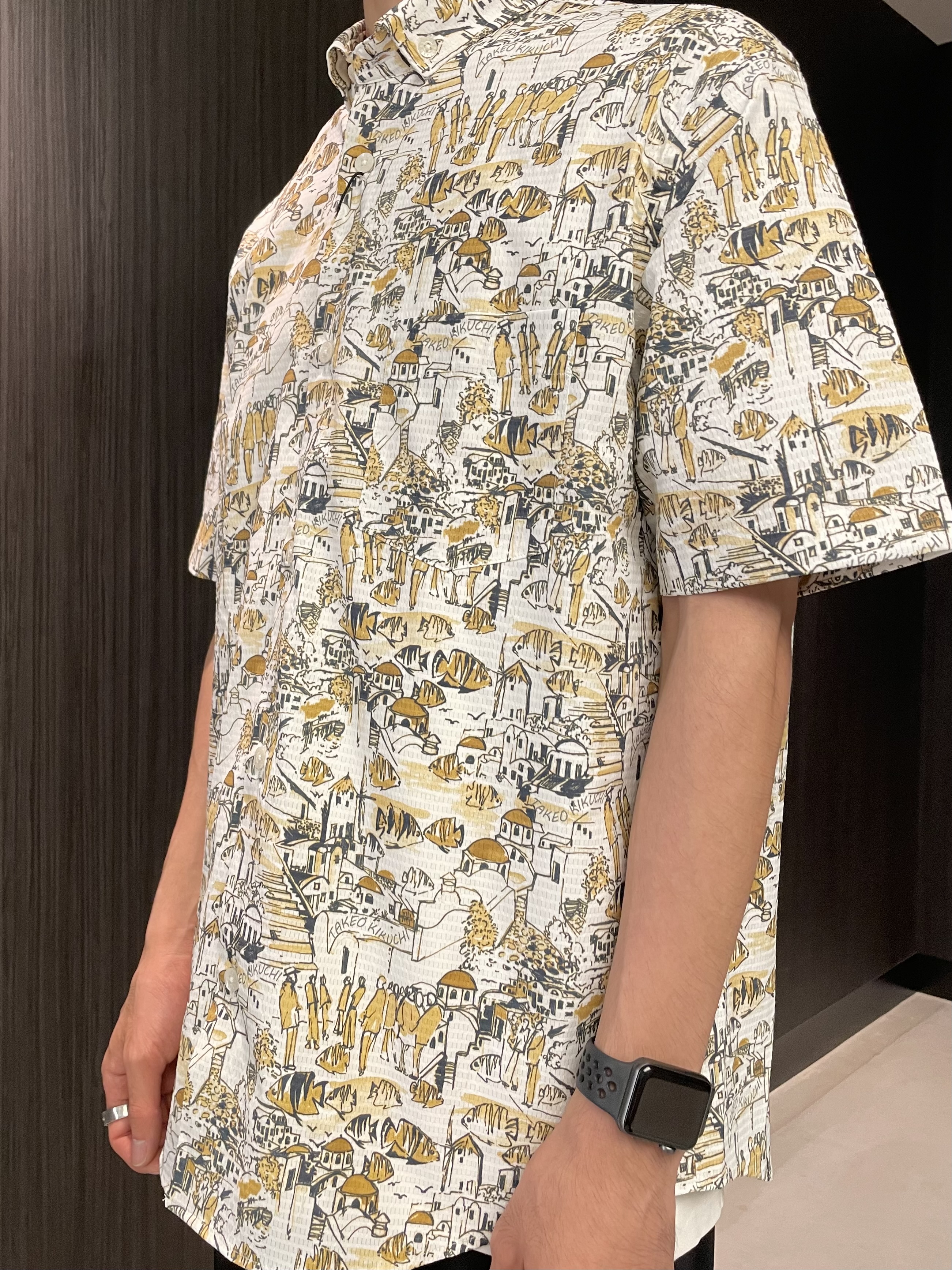 Okdさんの「TAKEO KIKUCHI｜【日本製】DotAir（R）リゾートプリント半袖シャツ」を使ったコーディネート