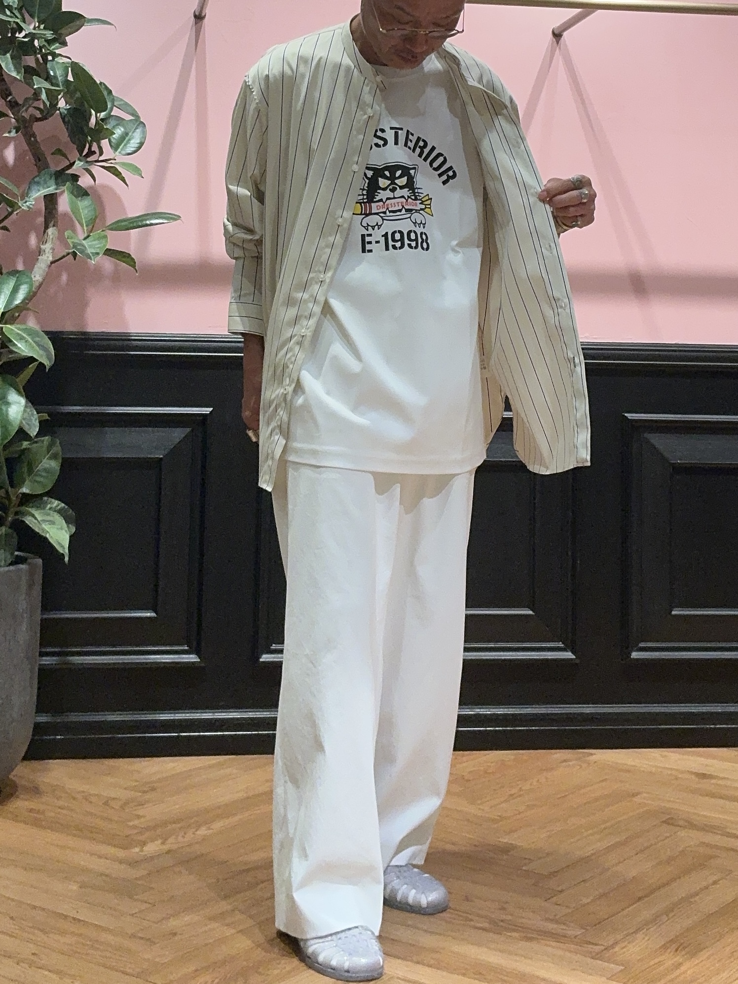 torigoeさんの「DRESSTERIOR｜【日本製】バンドカラー ストライプシャツ」を使ったコーディネート